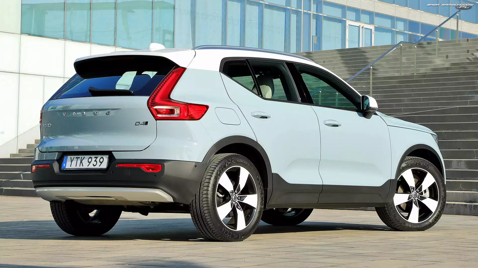 Bok, Volvo XC40, Tył