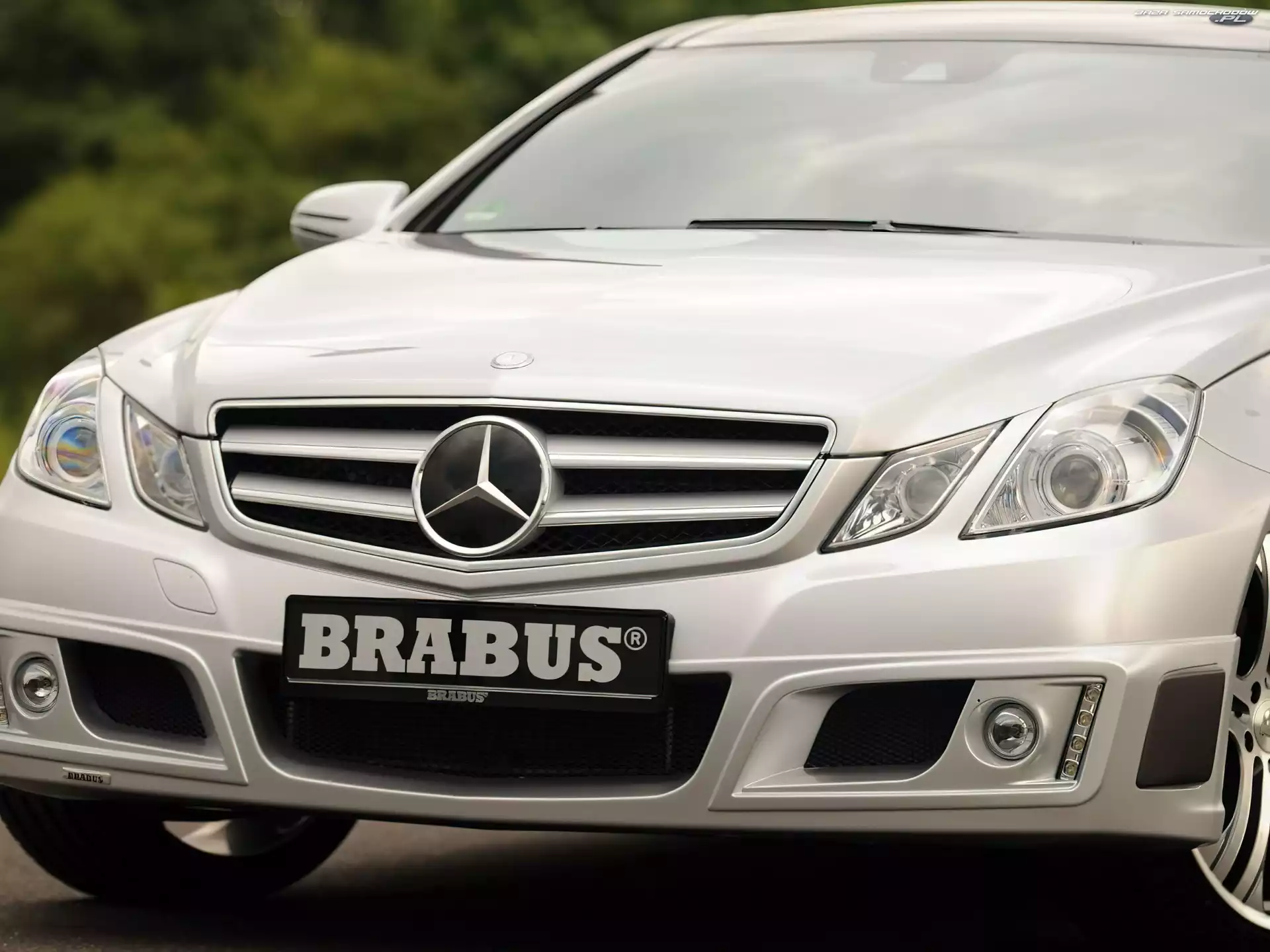 Brabus, Mercedes E-klasa, Atrapa