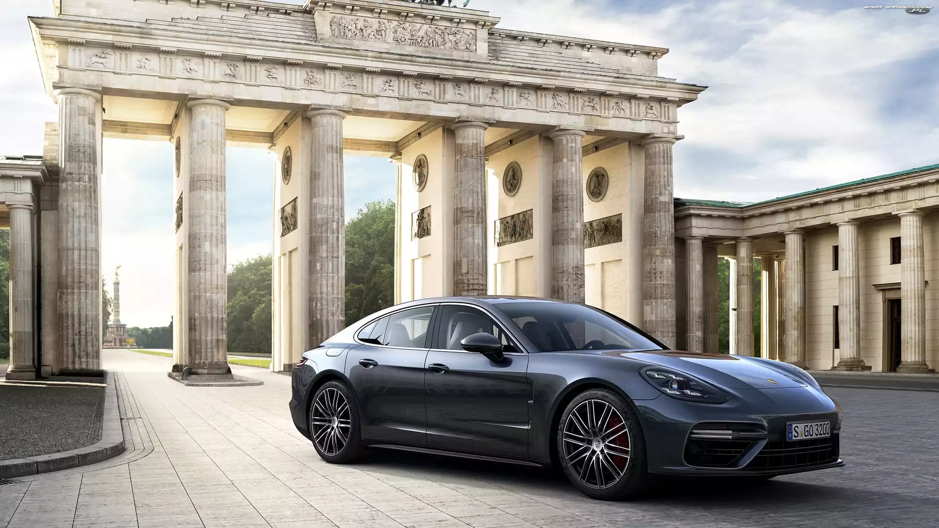 2017, Berlin, Porsche Panamera Turbo V6 1080, Brama Brandenburska