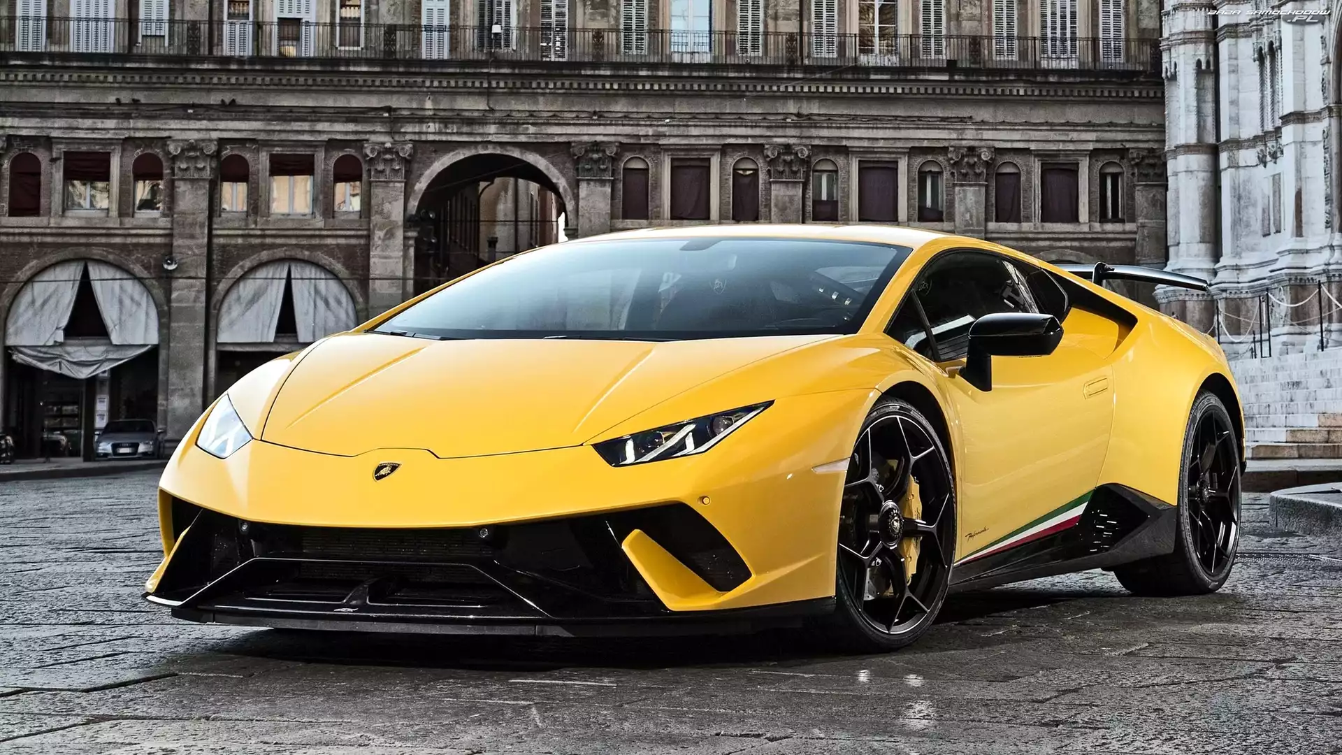 Budynek, Lamborghini Huracan, 2017