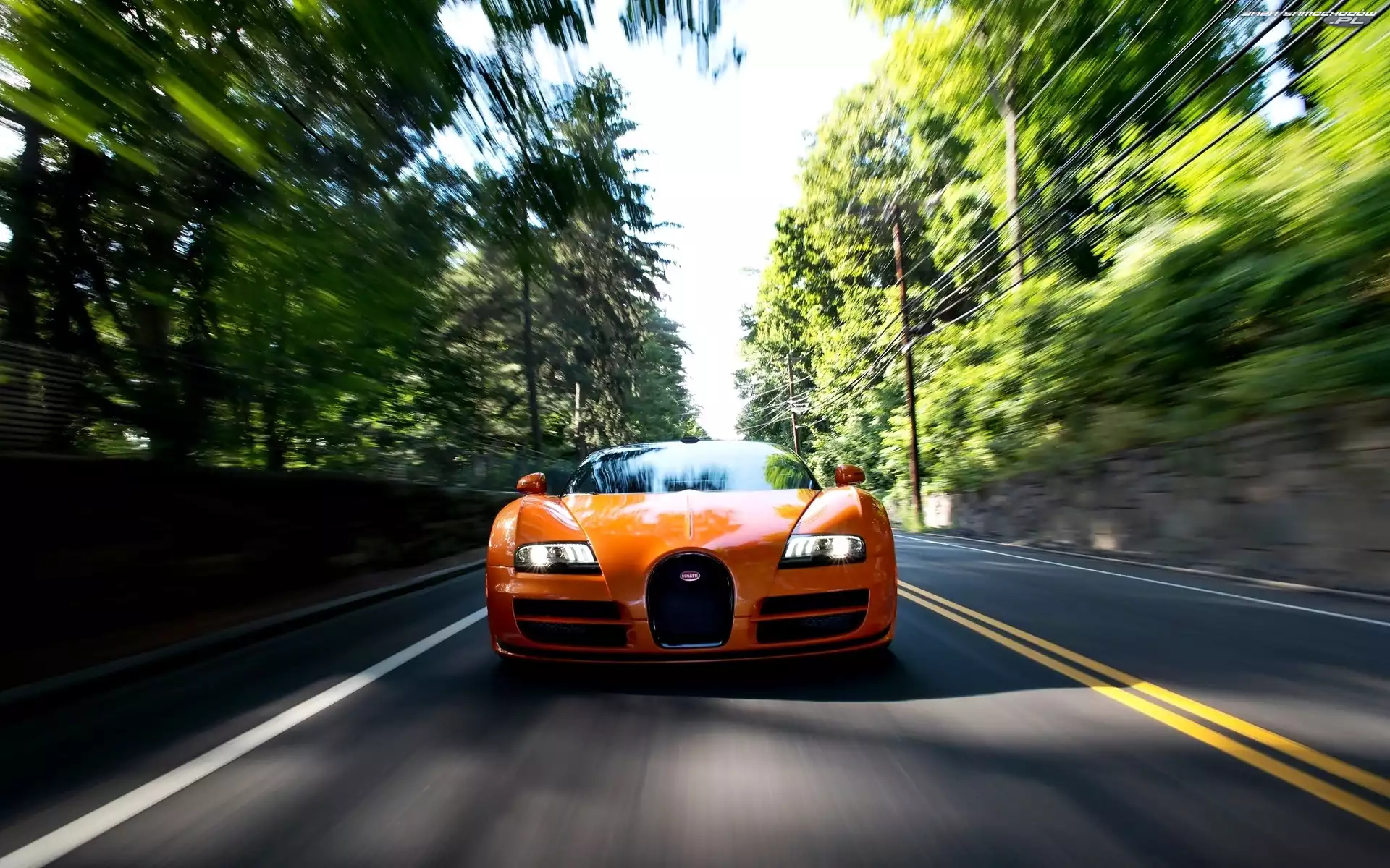 Bugatti Veyron, Droga, Las