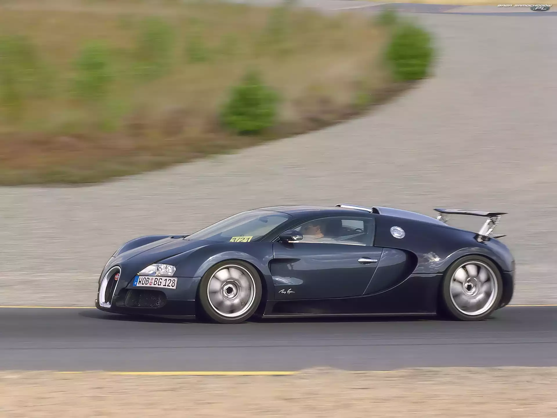 Bugatti Veyron, Granatowy