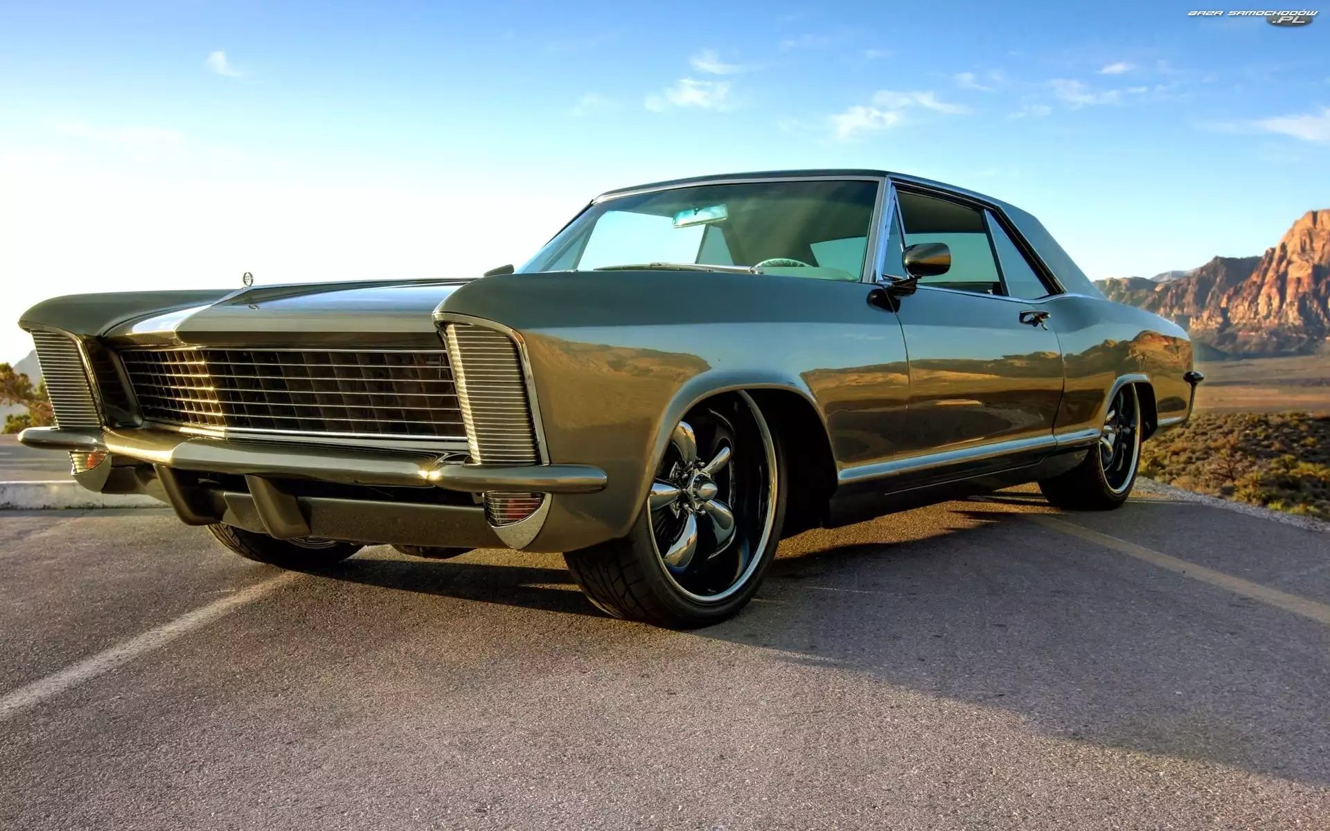 Droga, Buick, Riviera