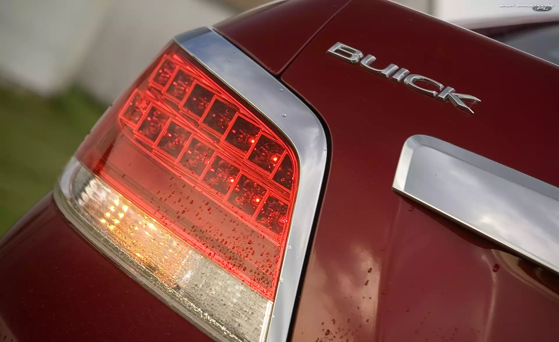 Buick LaCrosse, Logo, Model