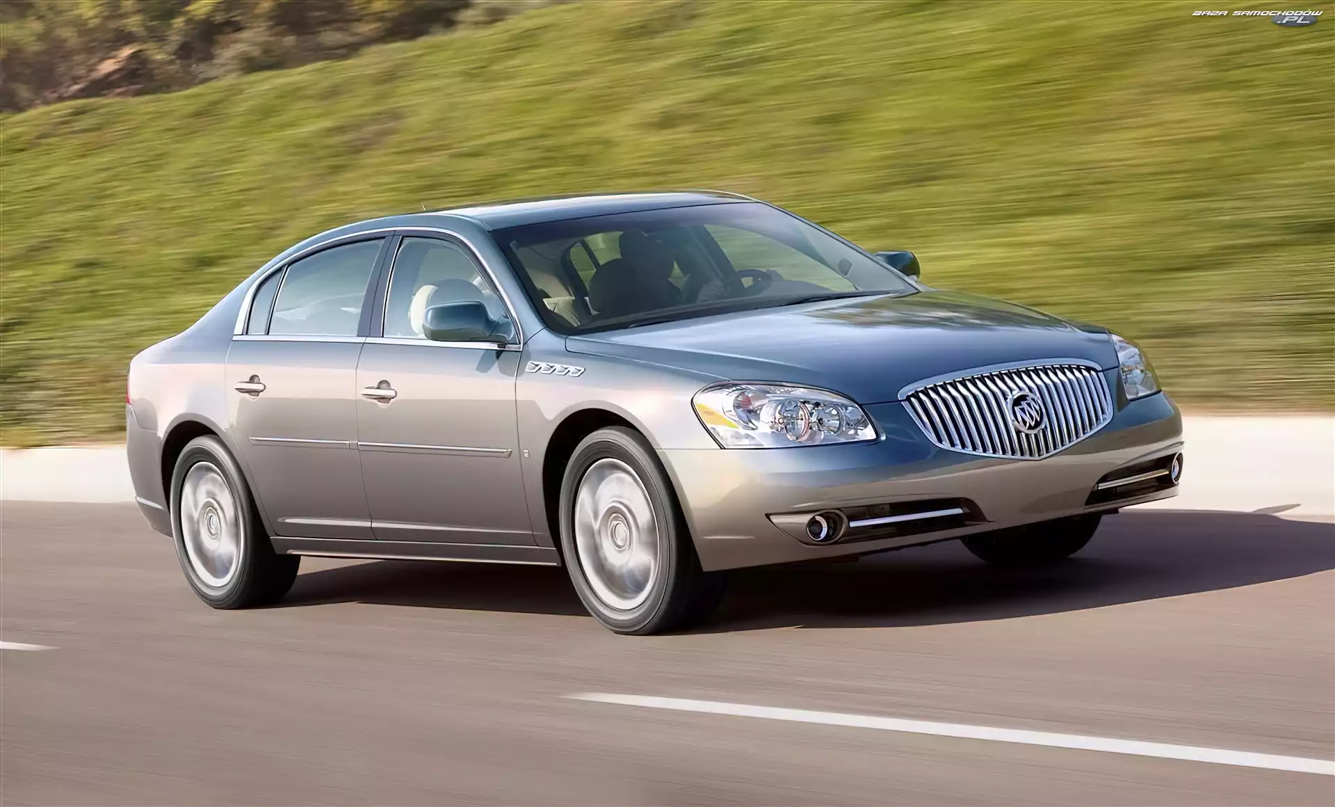 Reflektory, Buick Lucerne Super