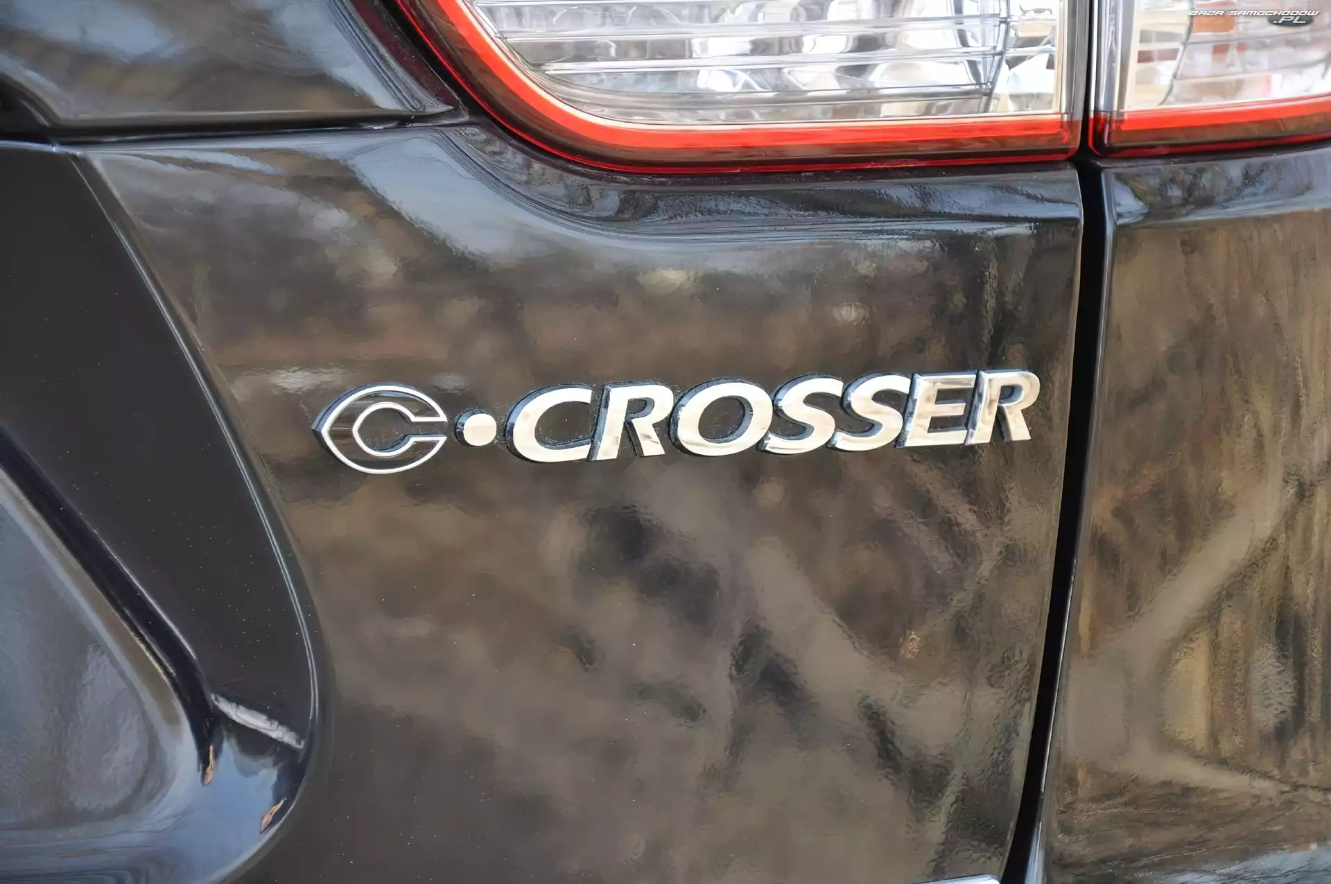C-Crosser, Emblemat