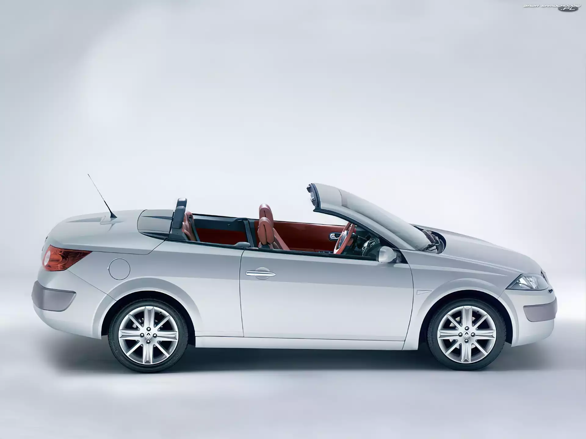 Cabrio, Megane 2, Srebrne