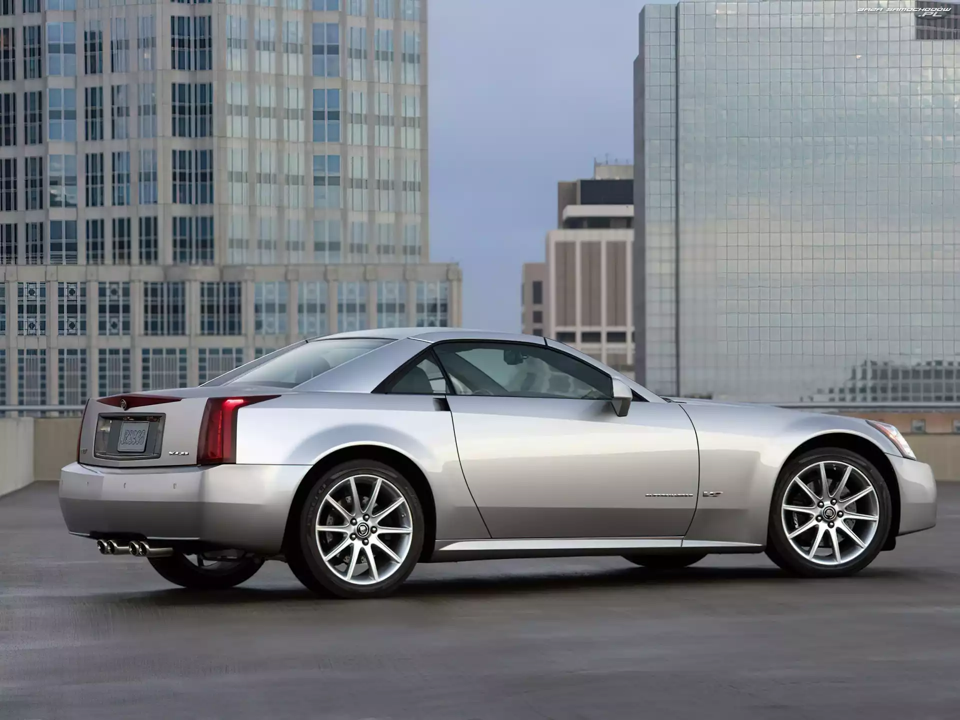 Cadillac XLR, Srebrny