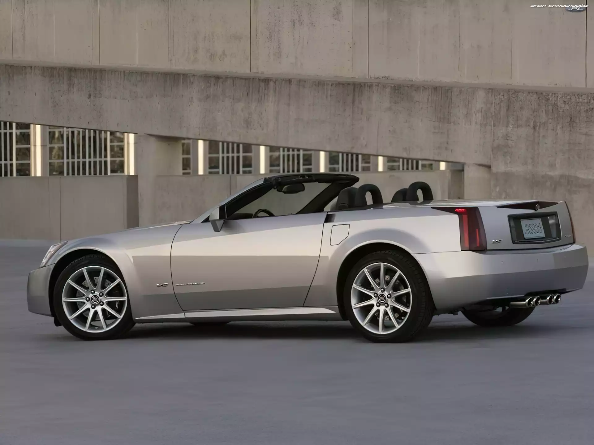 Cadillac XLR