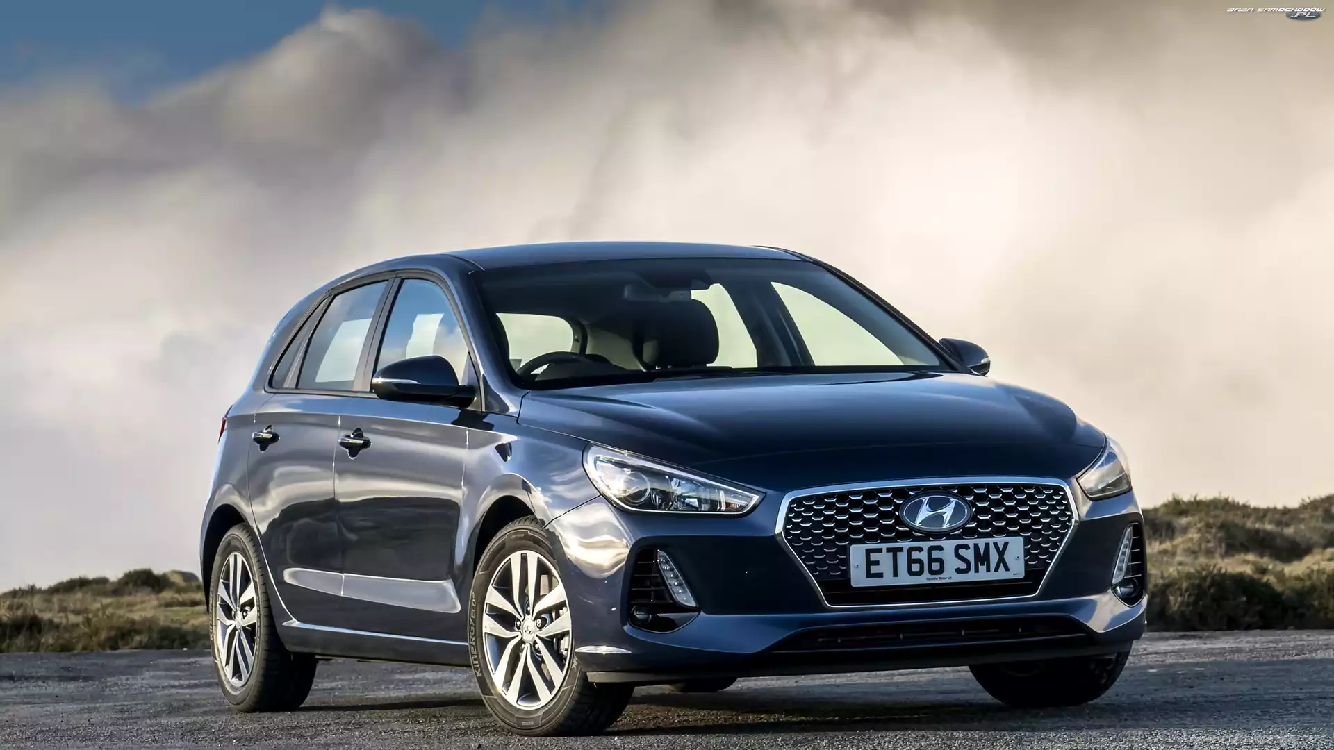 Chmury, Hyundai i30, 2017