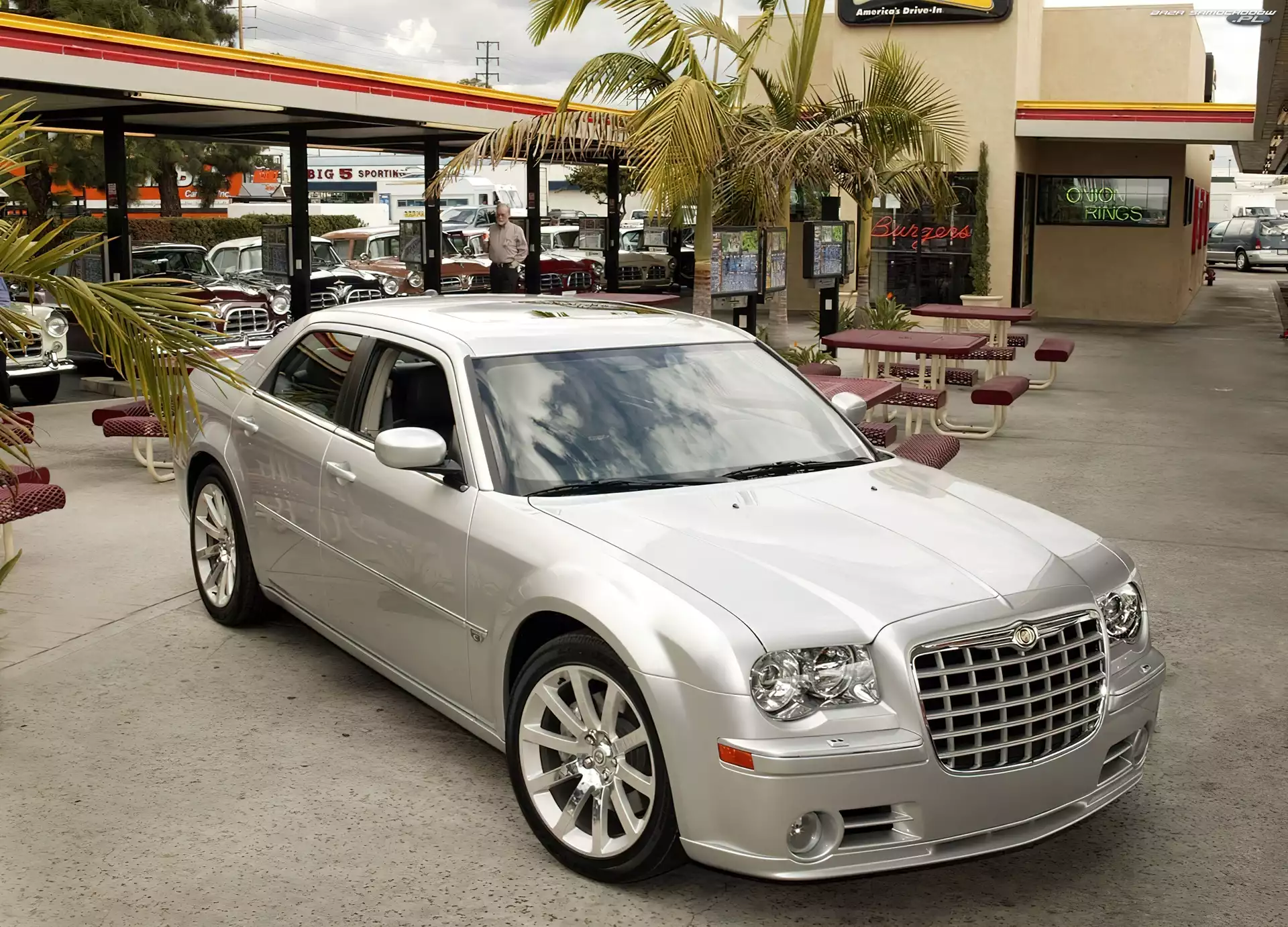 Dealer, Chrysler 300C SRT8