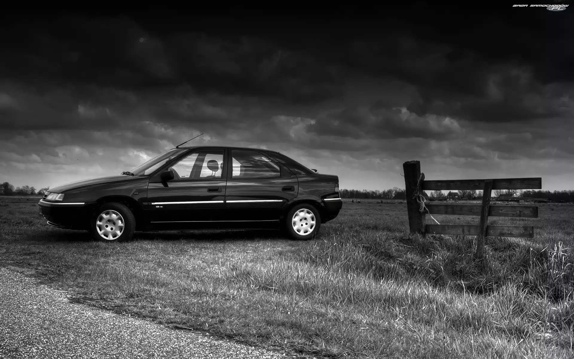 Citroen Xantia, Czarny