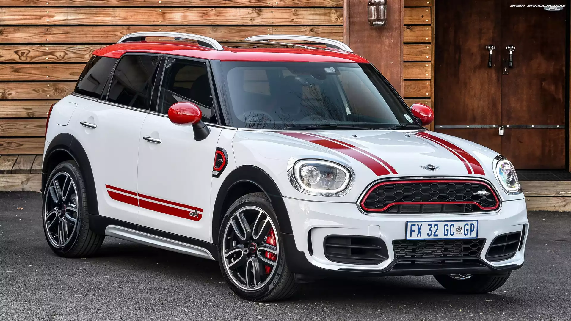 Mini Countryman, Przód