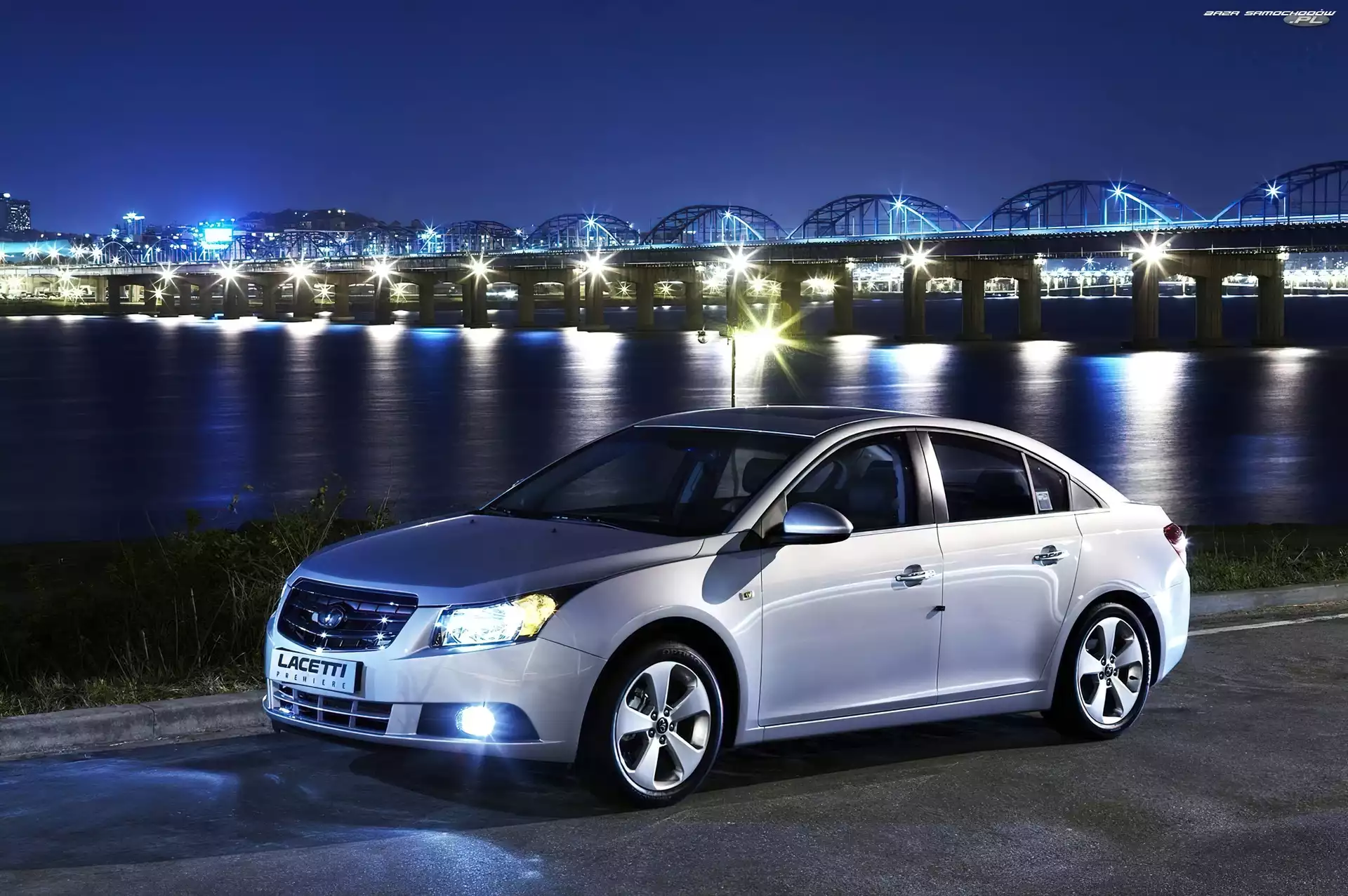 Ksenony, Chevrolet Cruze