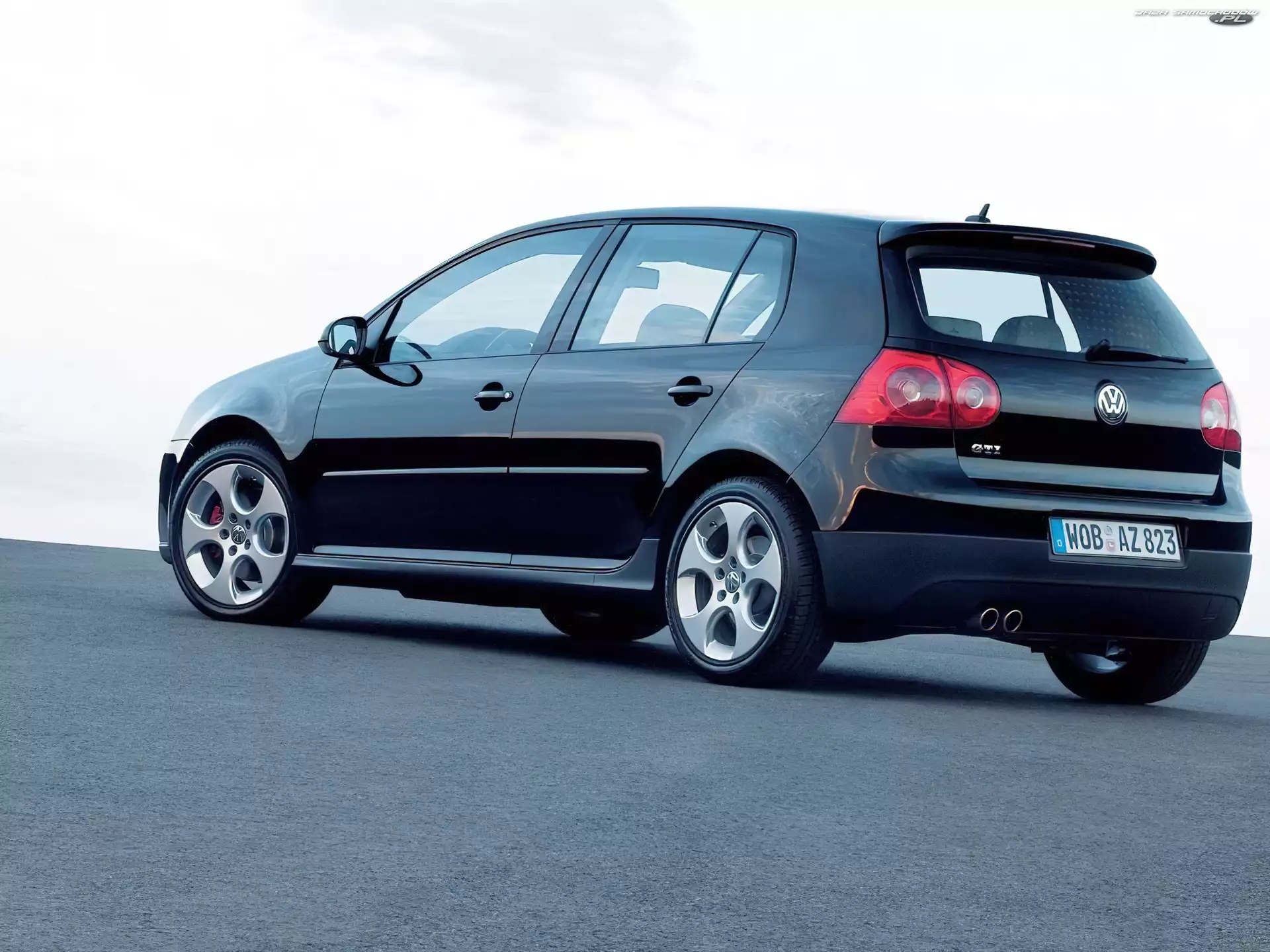 Czarny, Volkswagen Golf 5, GTI