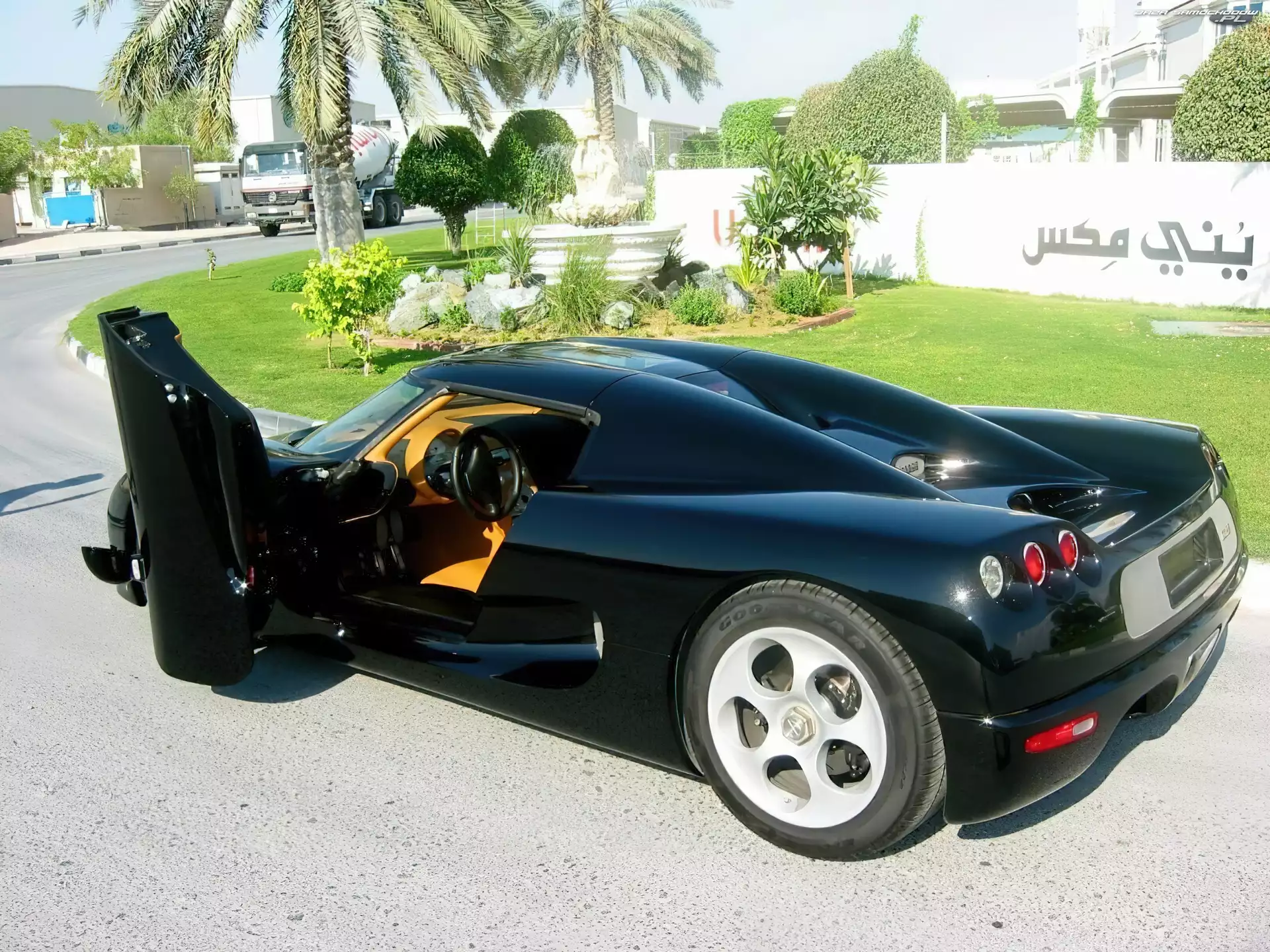 Koenigsegg, Czarny