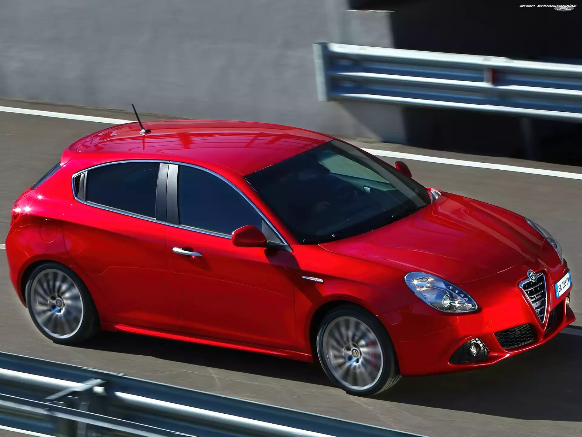 Alfa Romeo Giulietta, Czerwona