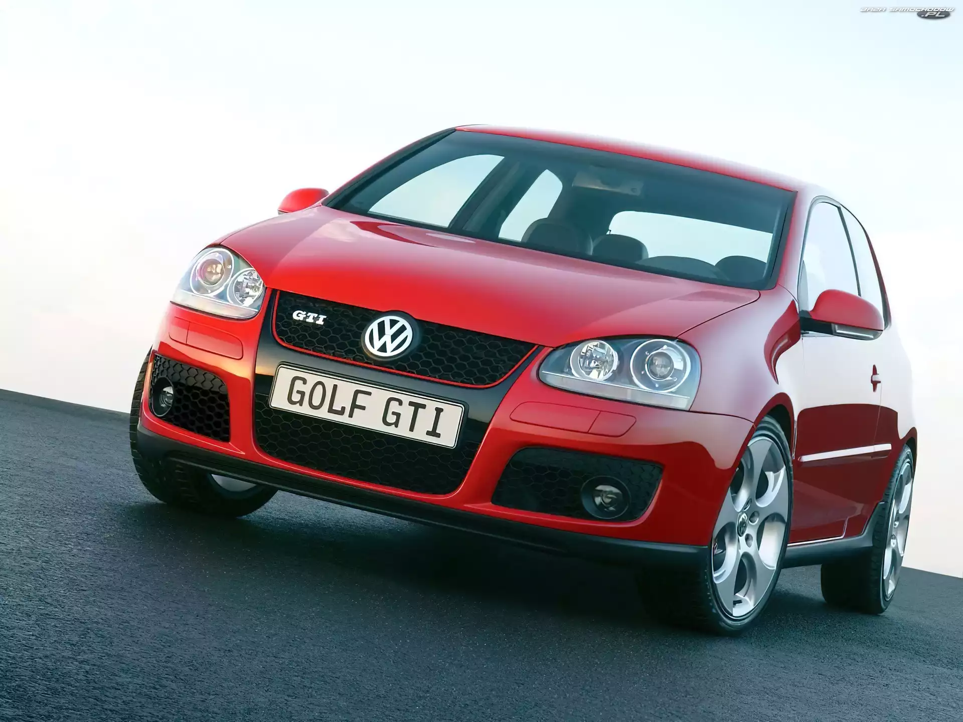Czerwony, Volkswagen Golf 5, GTI