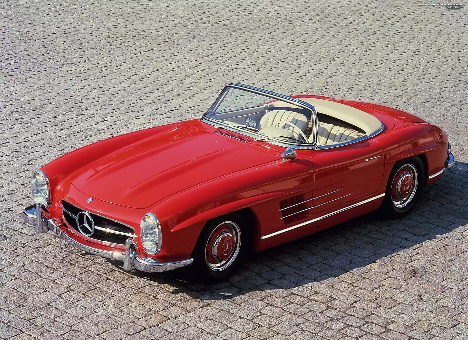 Mercedes Benz SL, Czerwony