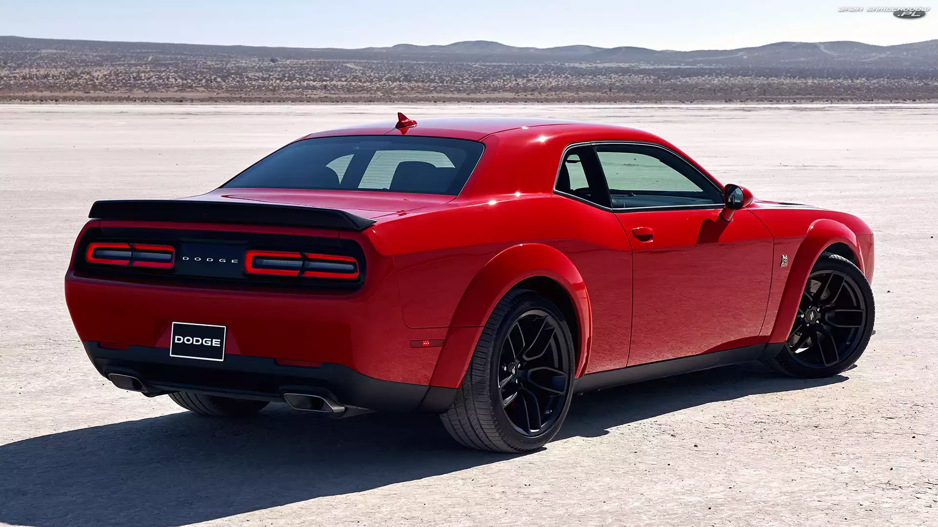 Czerwony, Dodge Challenger RT