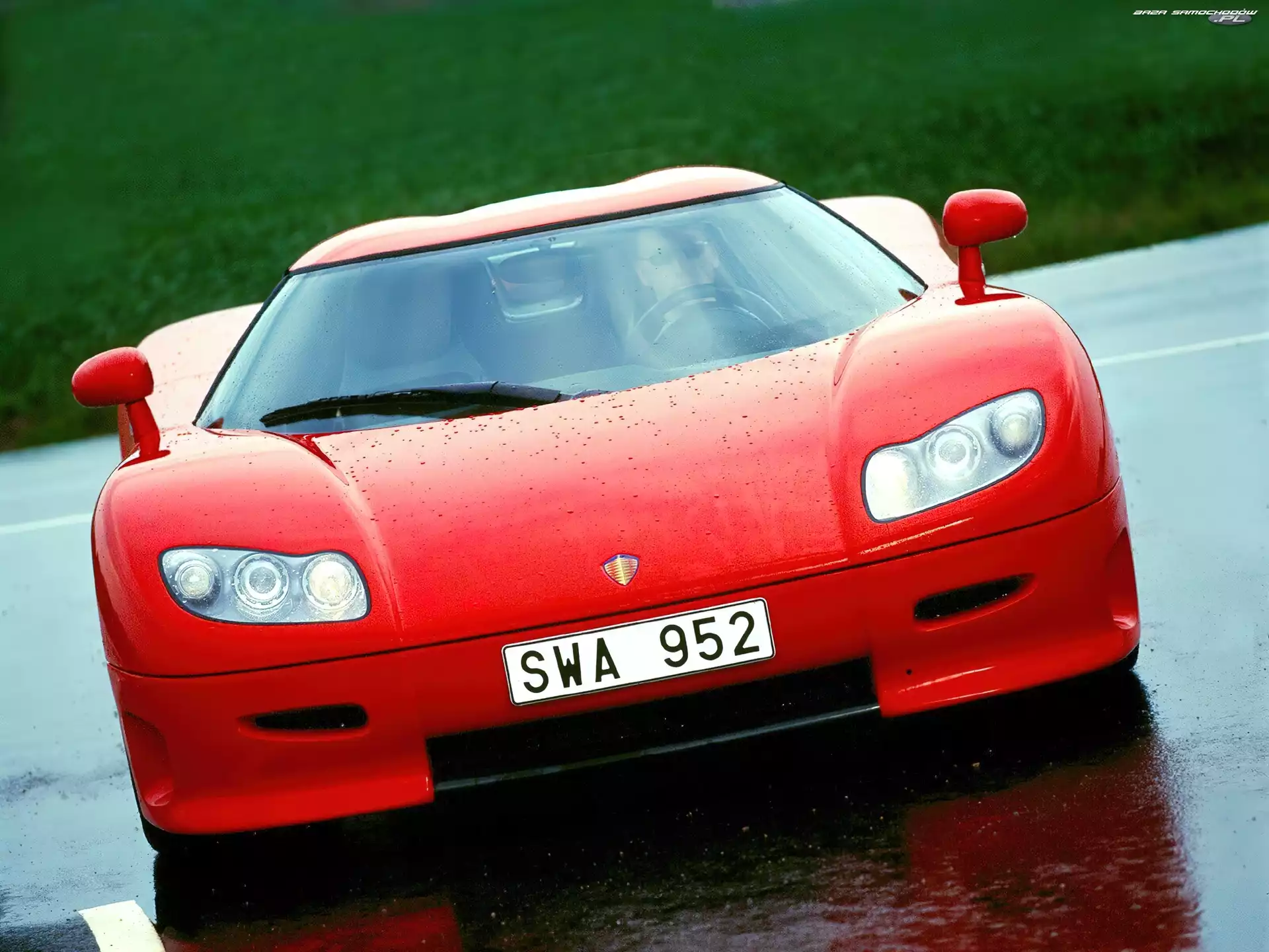 Koenigsegg, Czerwony