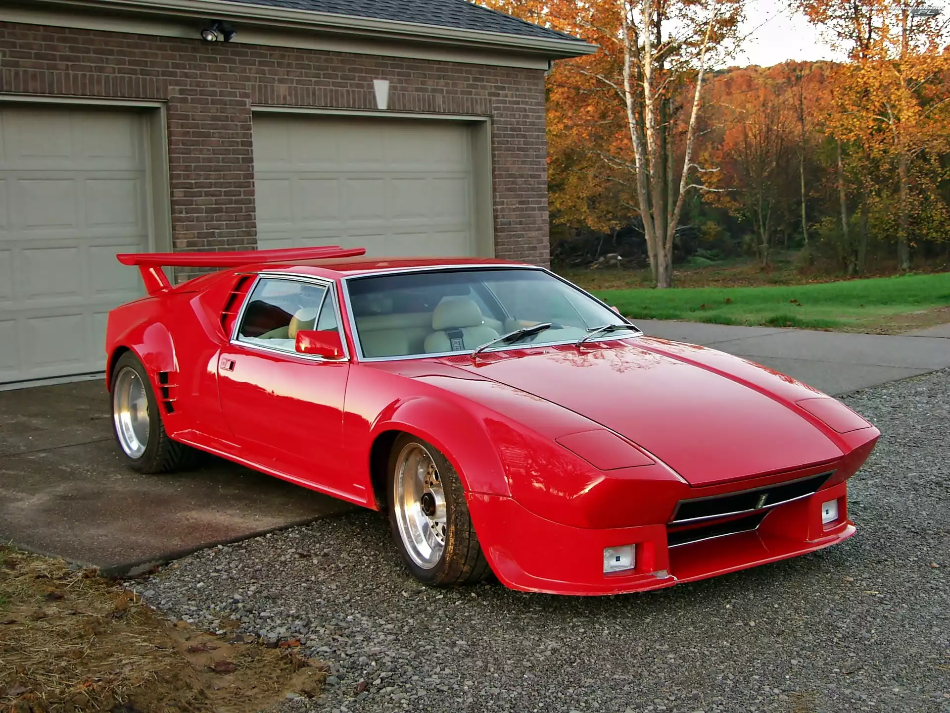Czerwony, De Tomaso, Pantera