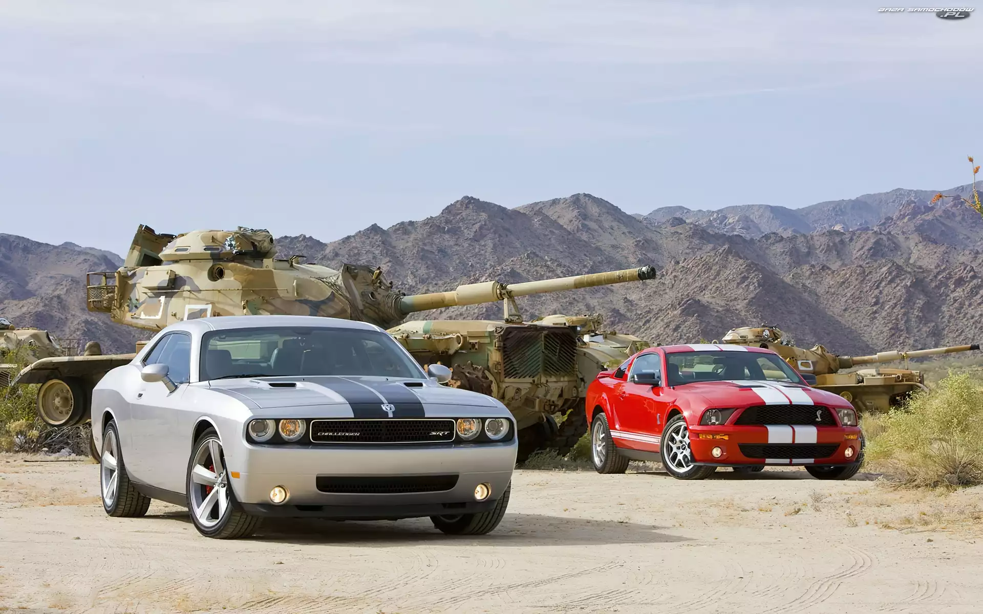 Czołg, Dodge Challenger, Mustang