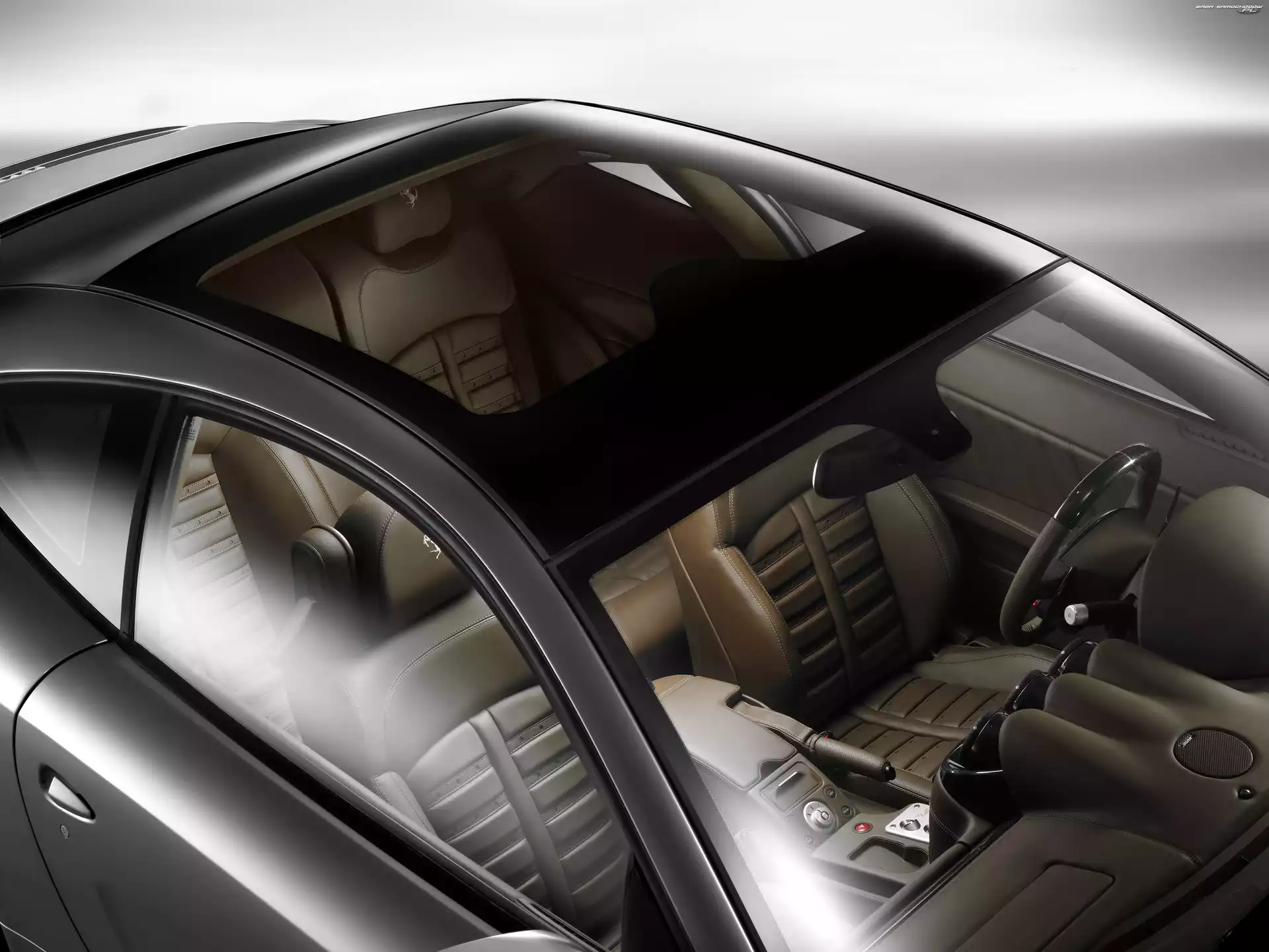 Dach, Ferrari 612 Scaglietti, Panorama