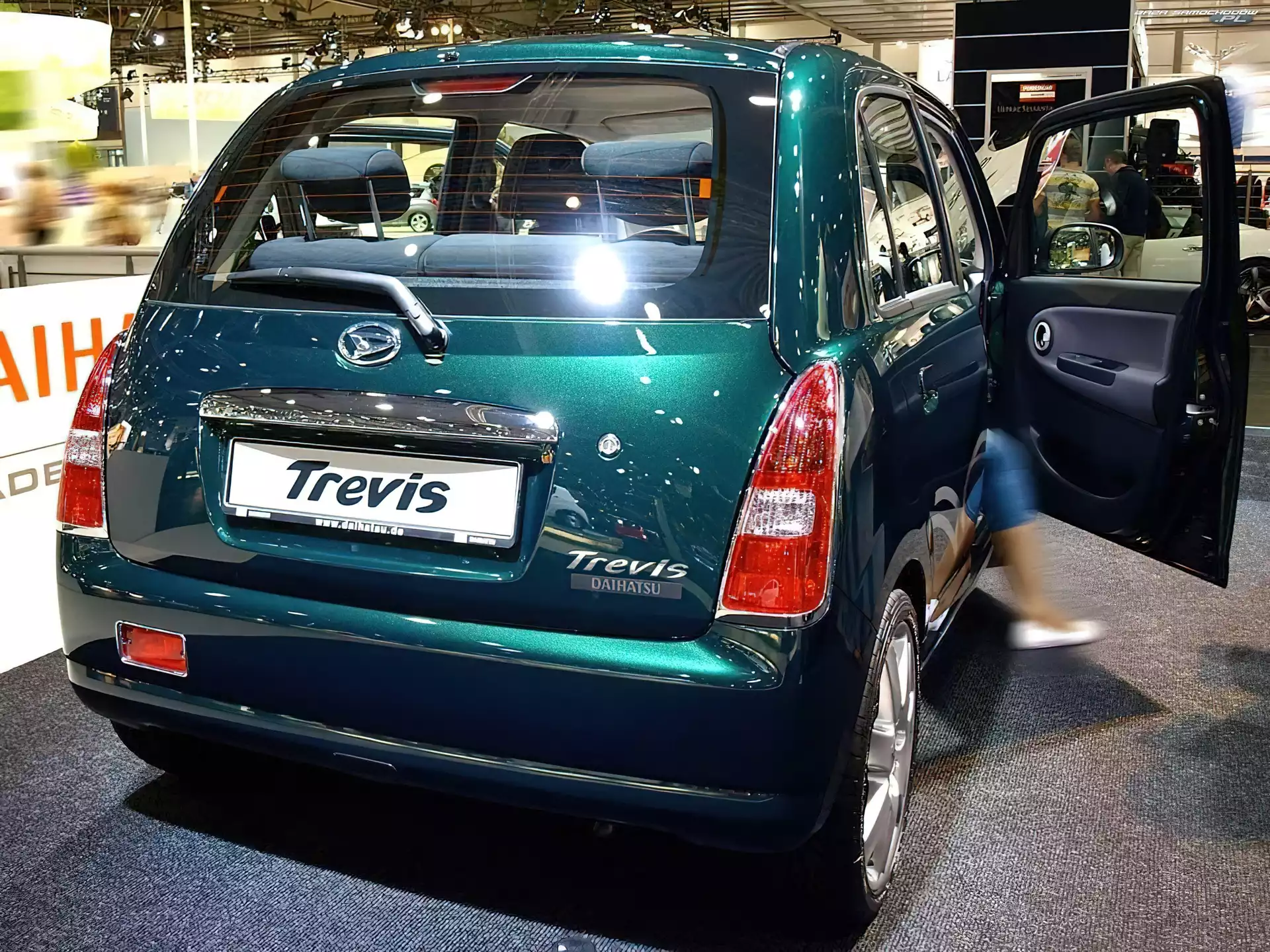 Daihatsu Trevis, Debiut