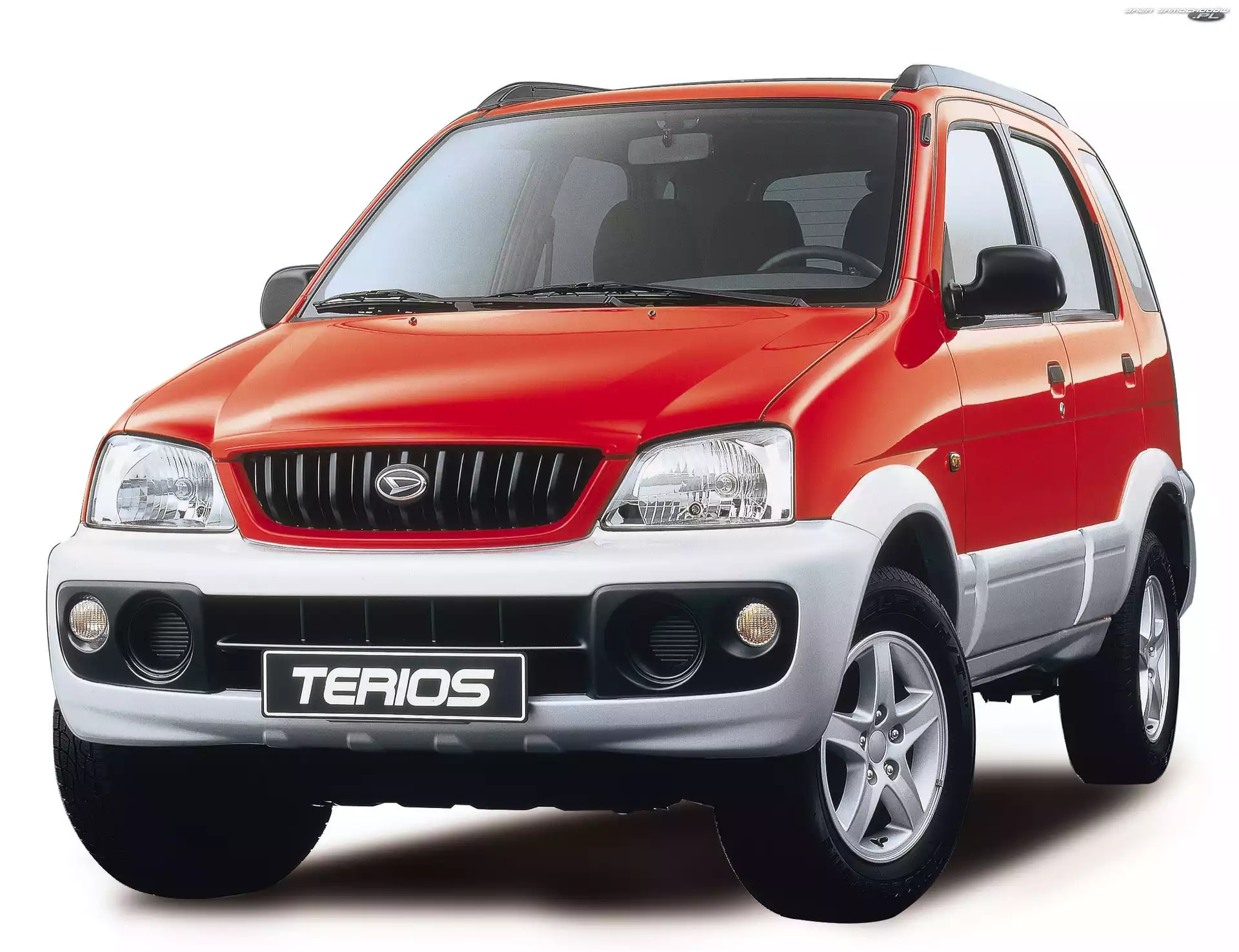 Daihatsu Terios, Ochronna, Przód, Płyta