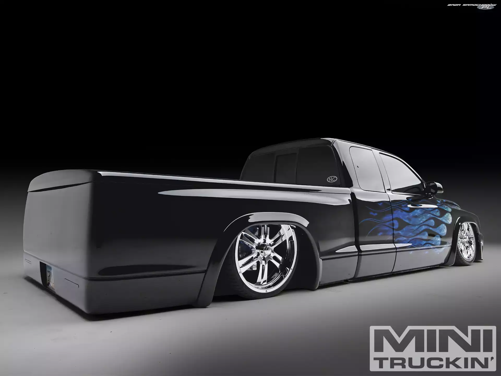 Aerograf, Dodge Dakota