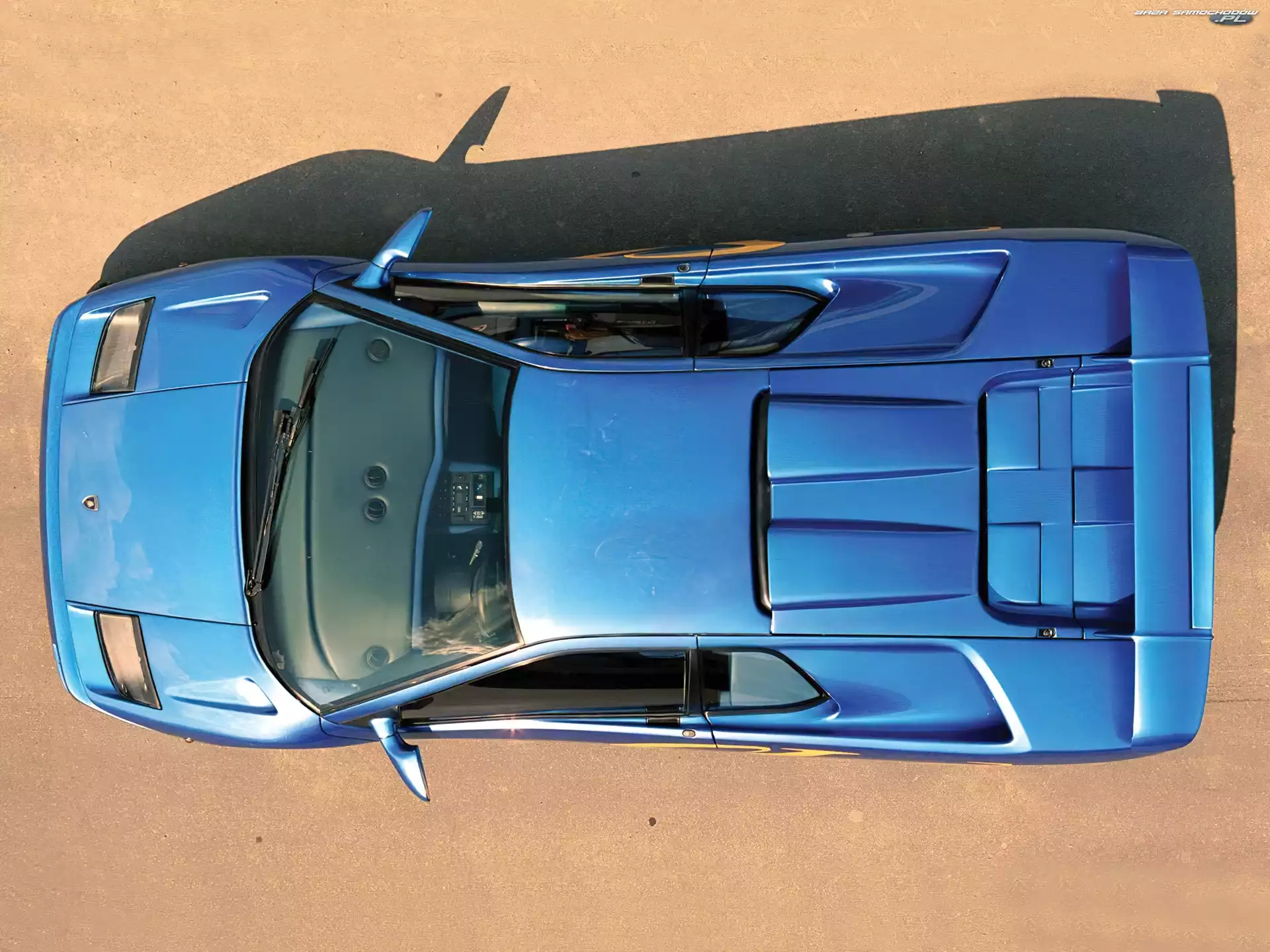 Dach, Lamborghini Diablo