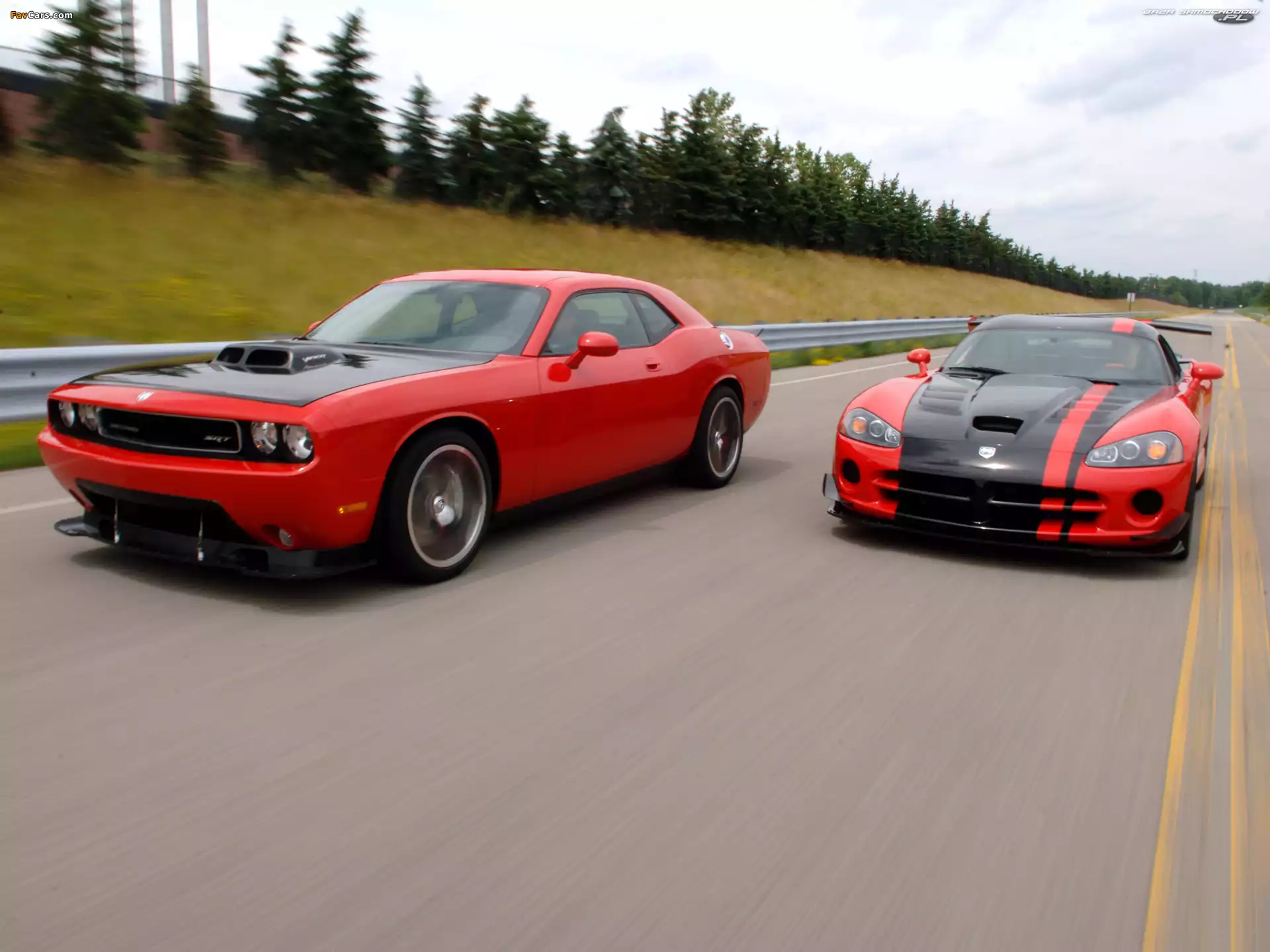 Dodge Viper, Dodge Challenger, vs