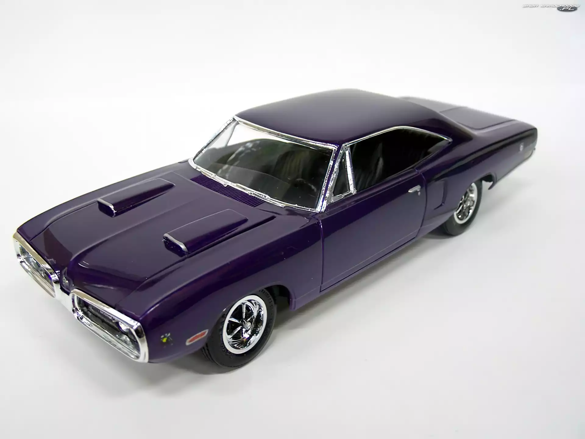 Dodge Coronet, Model