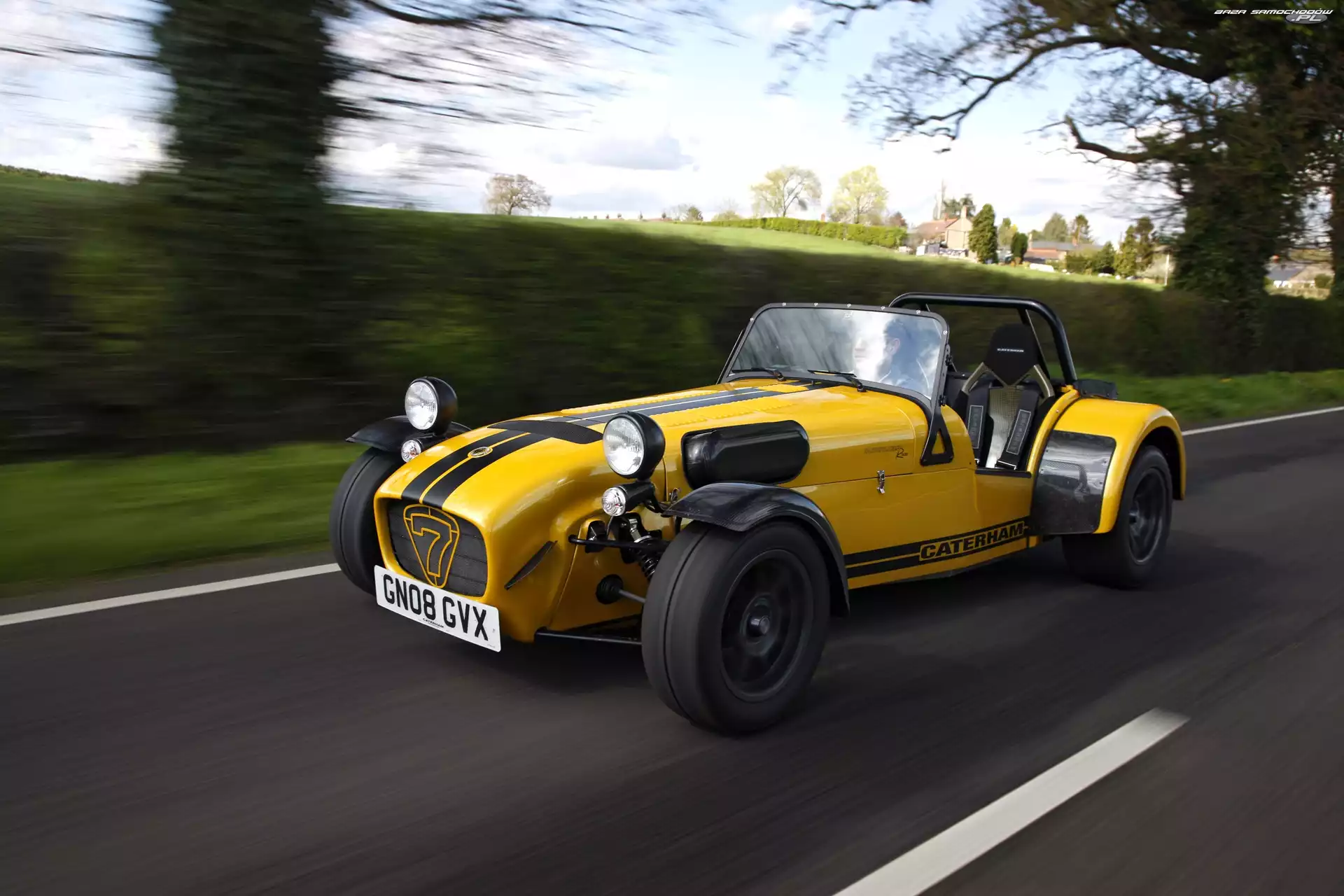Droga, Żółty, Caterham Seria R