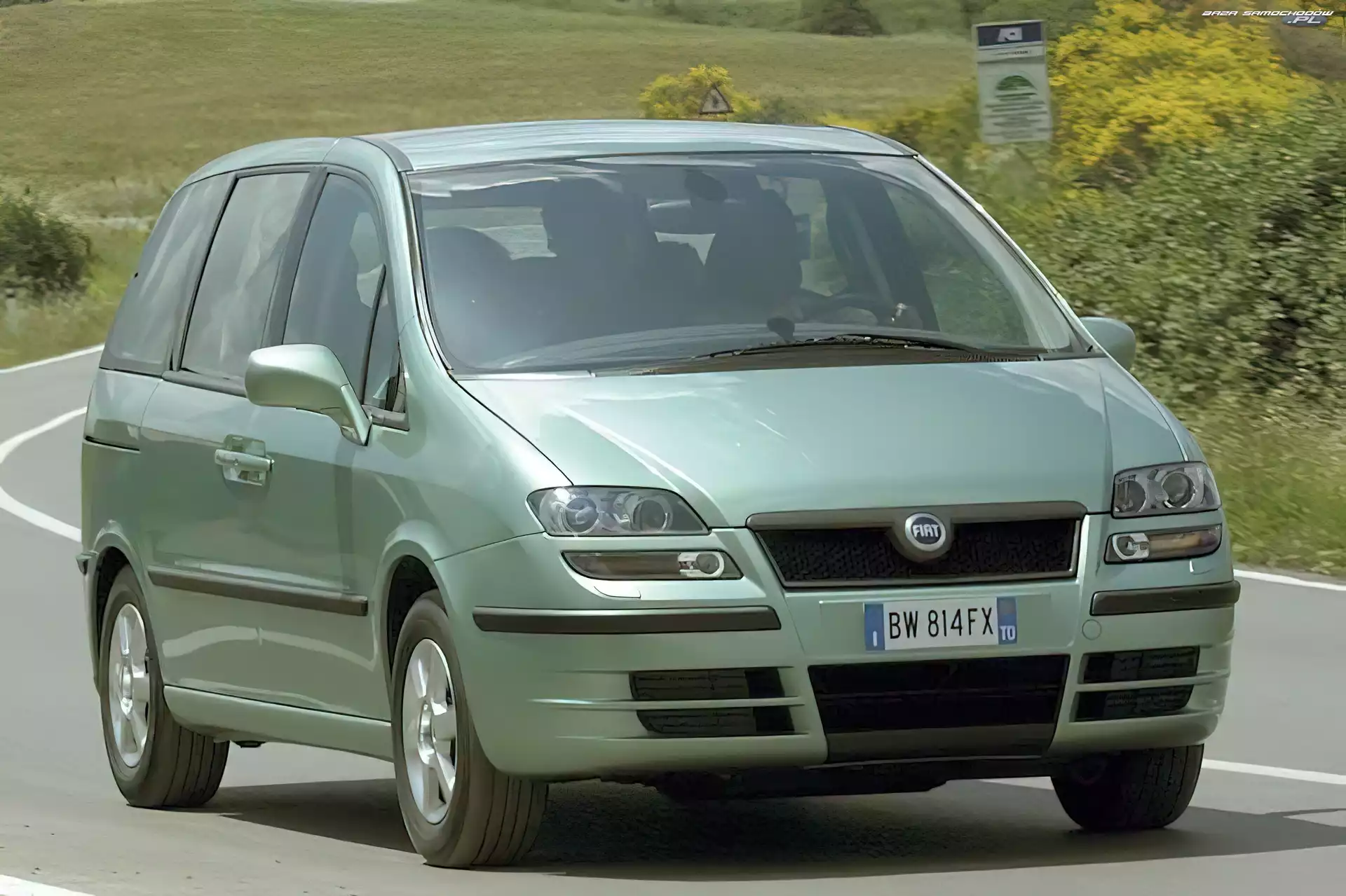 Droga, Fiat Ulysse, Reflektory
