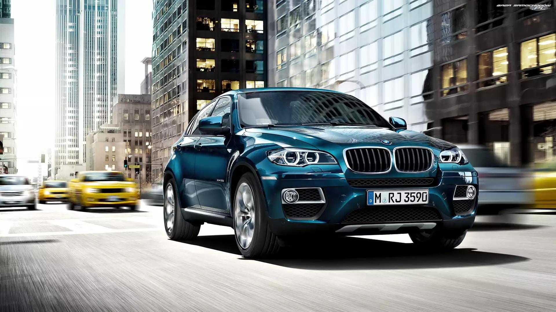 Droga, Bmw X6, Budynki