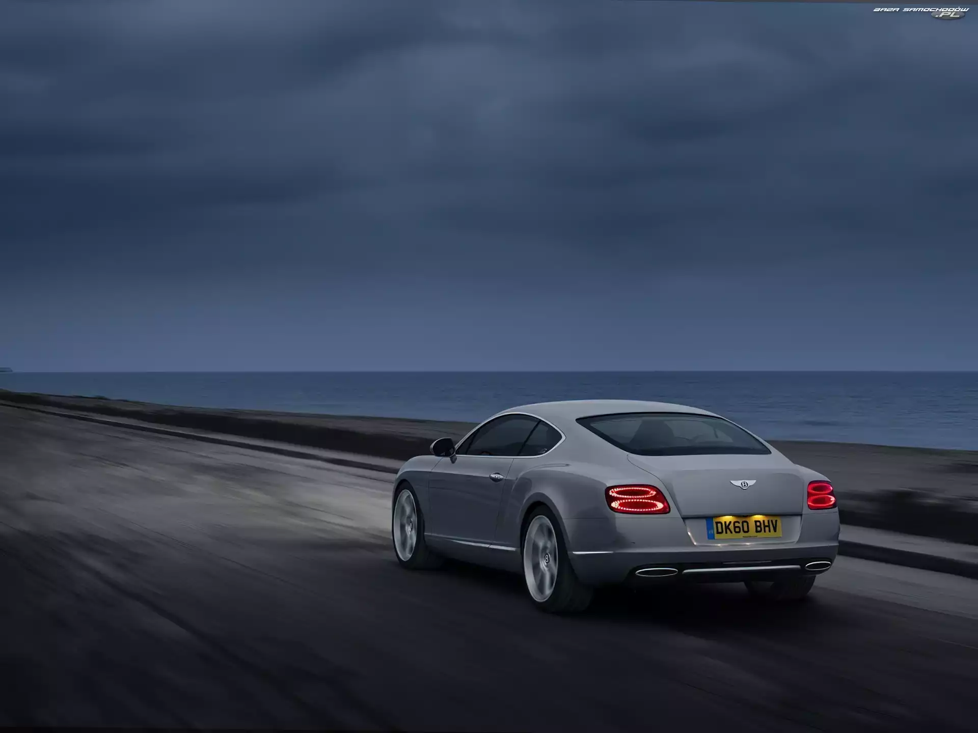 Drogi, Bentley Continental GT, Oświetlenie