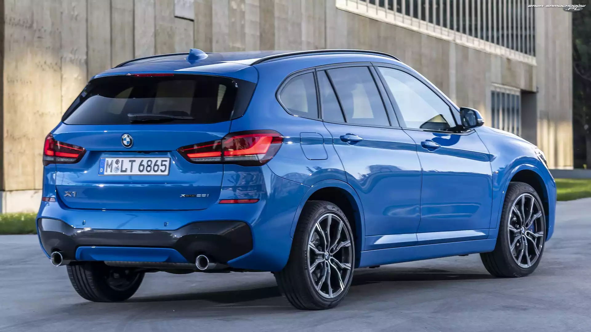 Druga generacja, BMW X1 II, F46