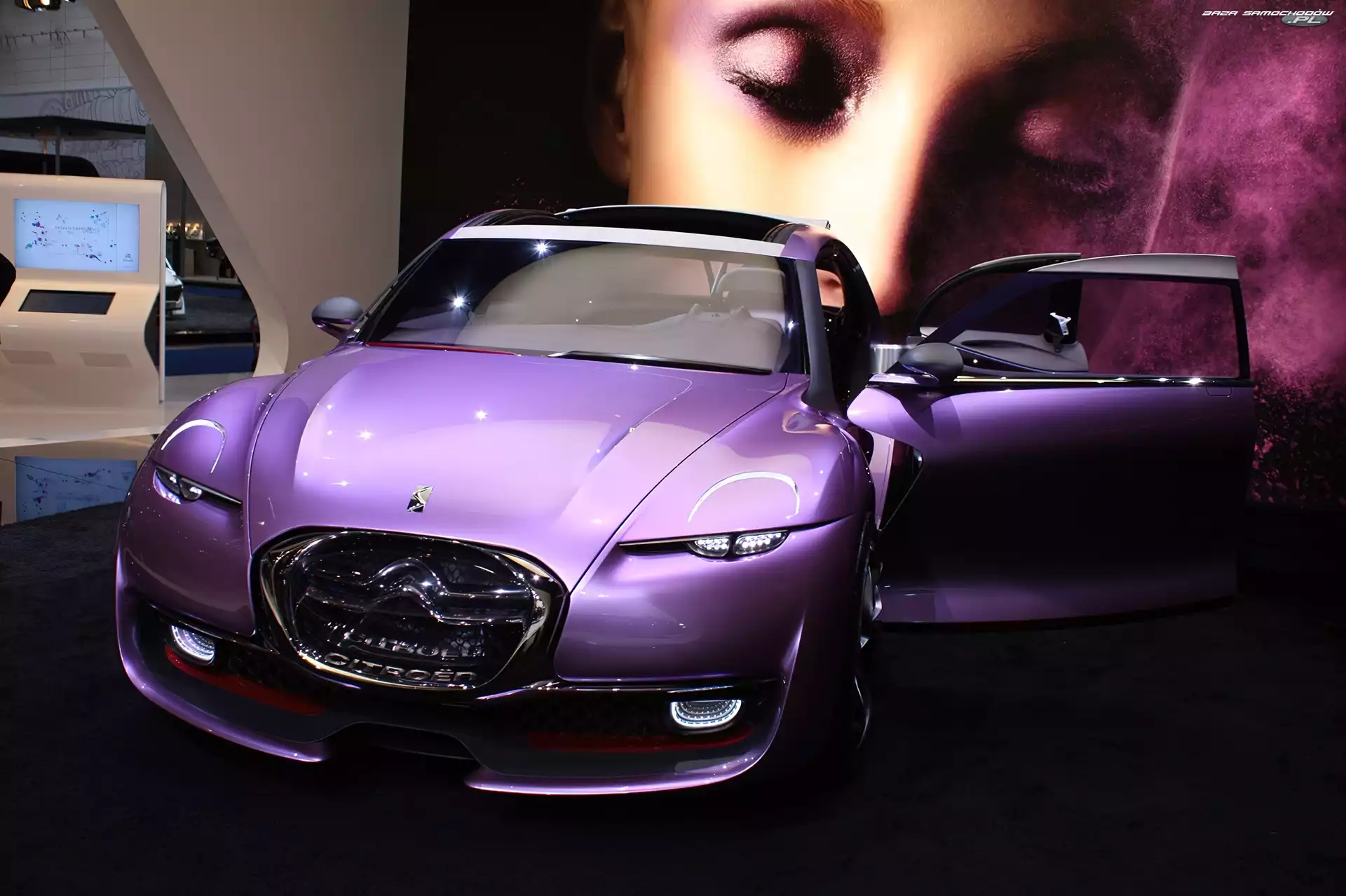 Drzwi, Citroen Revolte, Otwarte