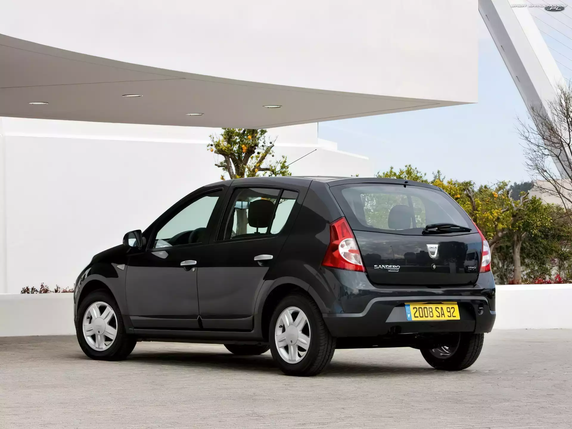Dacia Sandero, Drzwi, Kierowcy, Strona
