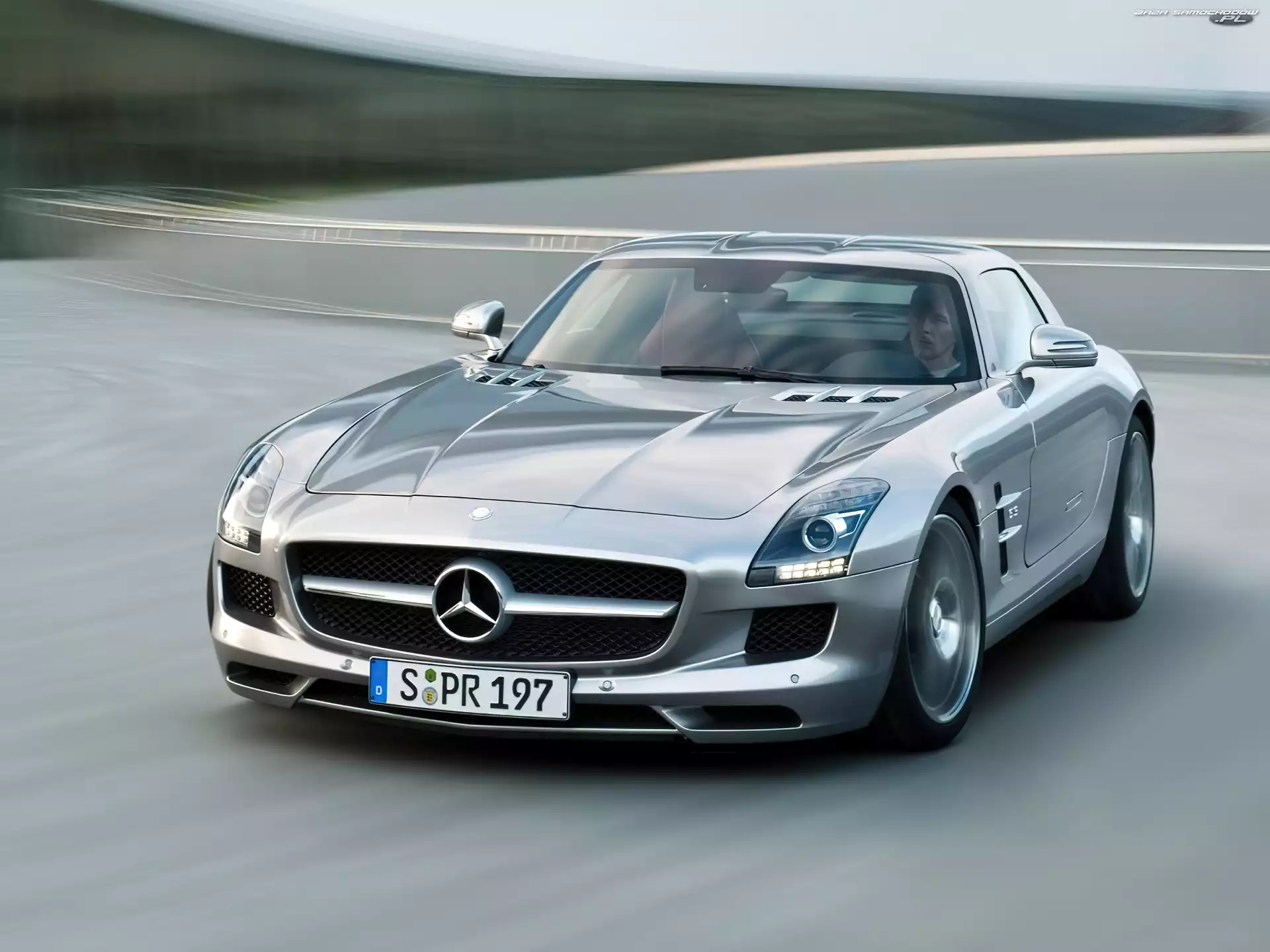 Dzienne, Mercedes Benz SLS, Światła