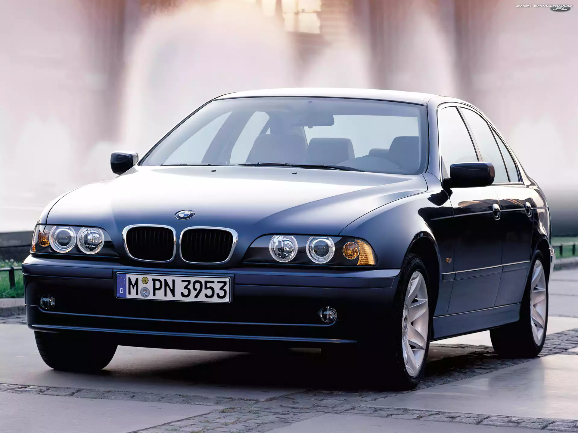E39, niebieskie, BMW 5