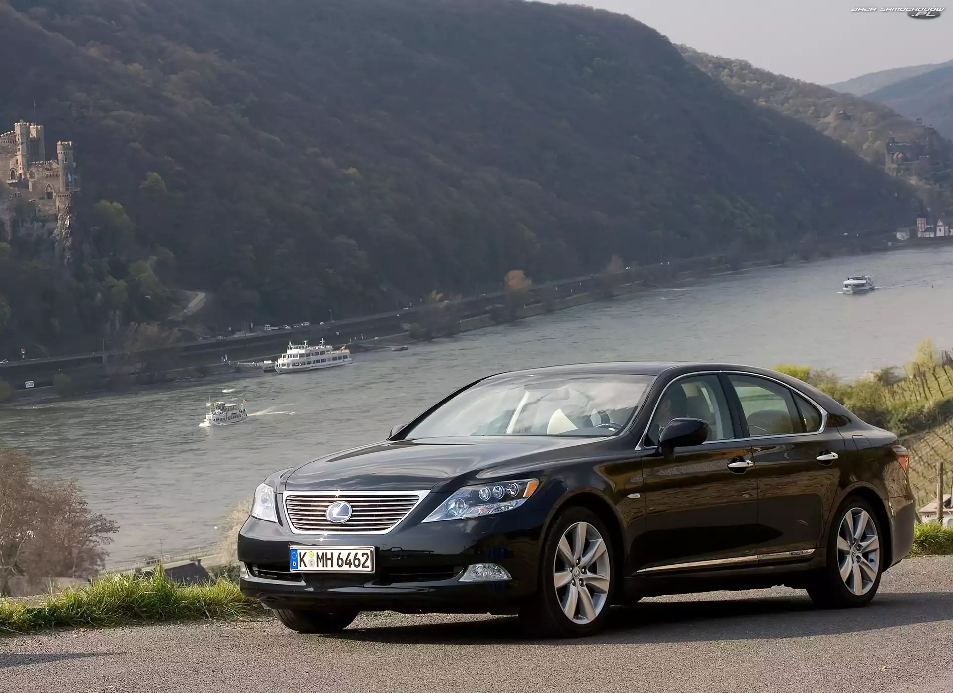 Lexus LS 600H, Elegancki