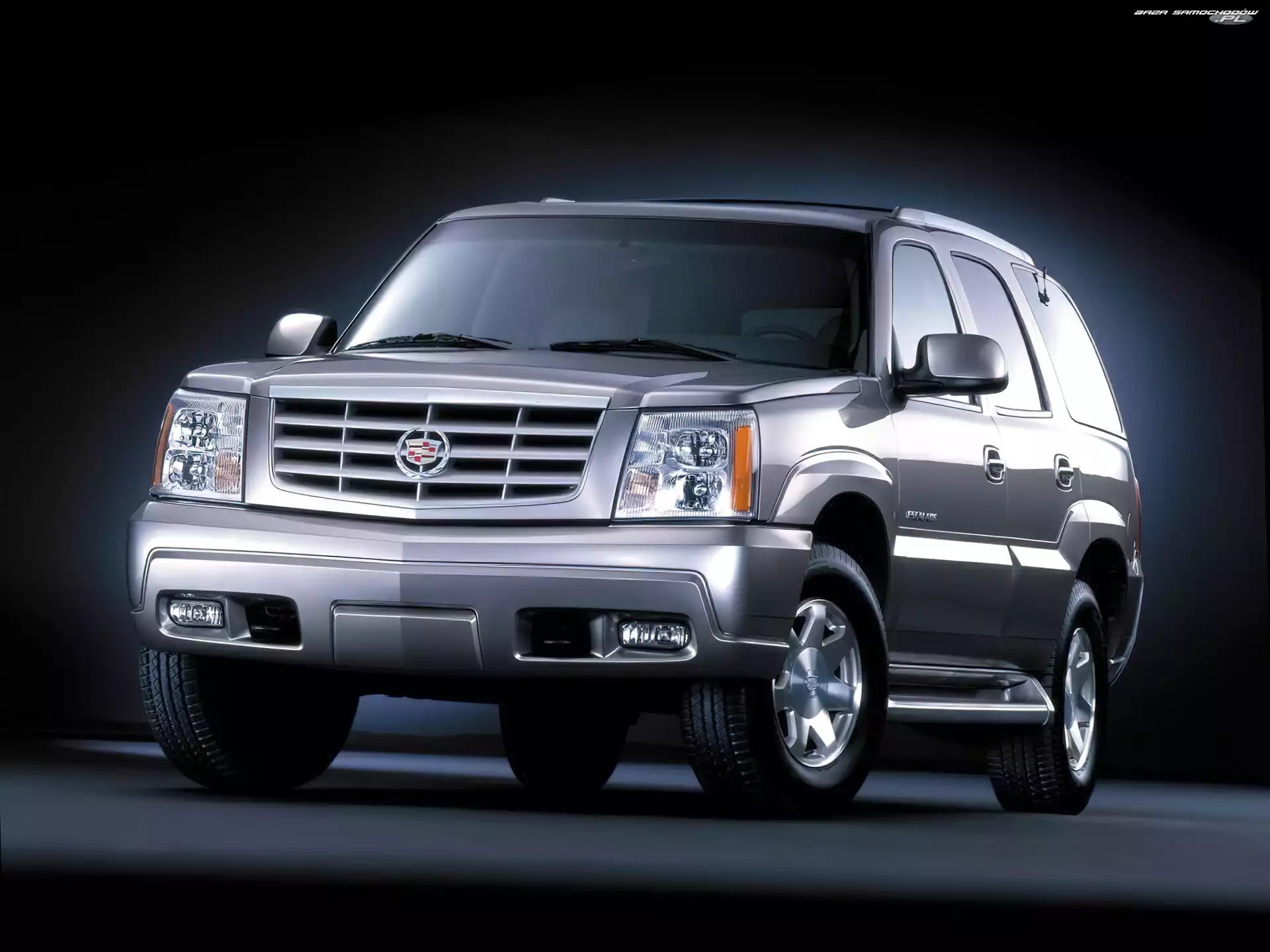 Escalade III, Srebrny
