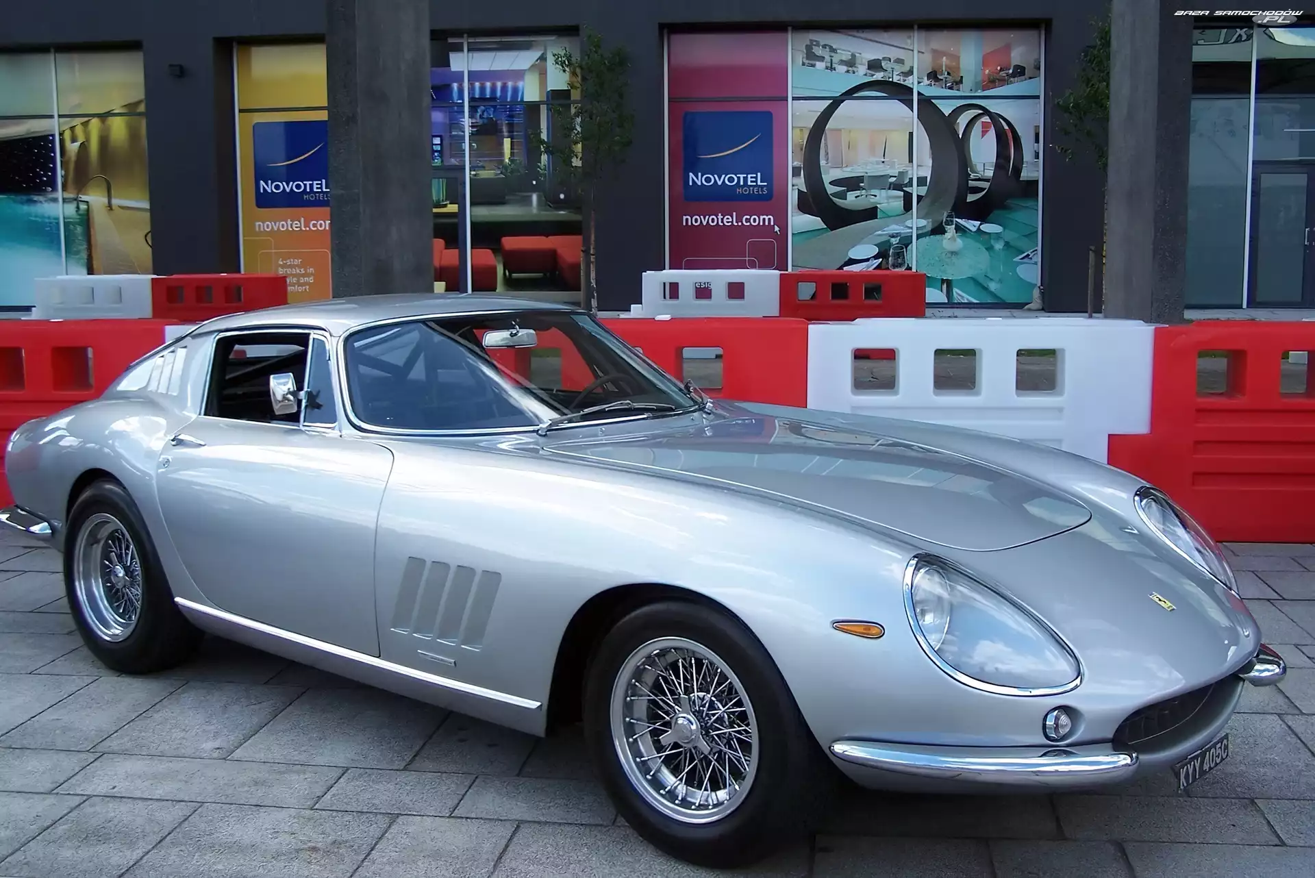 Ferrari 275, Srebrne