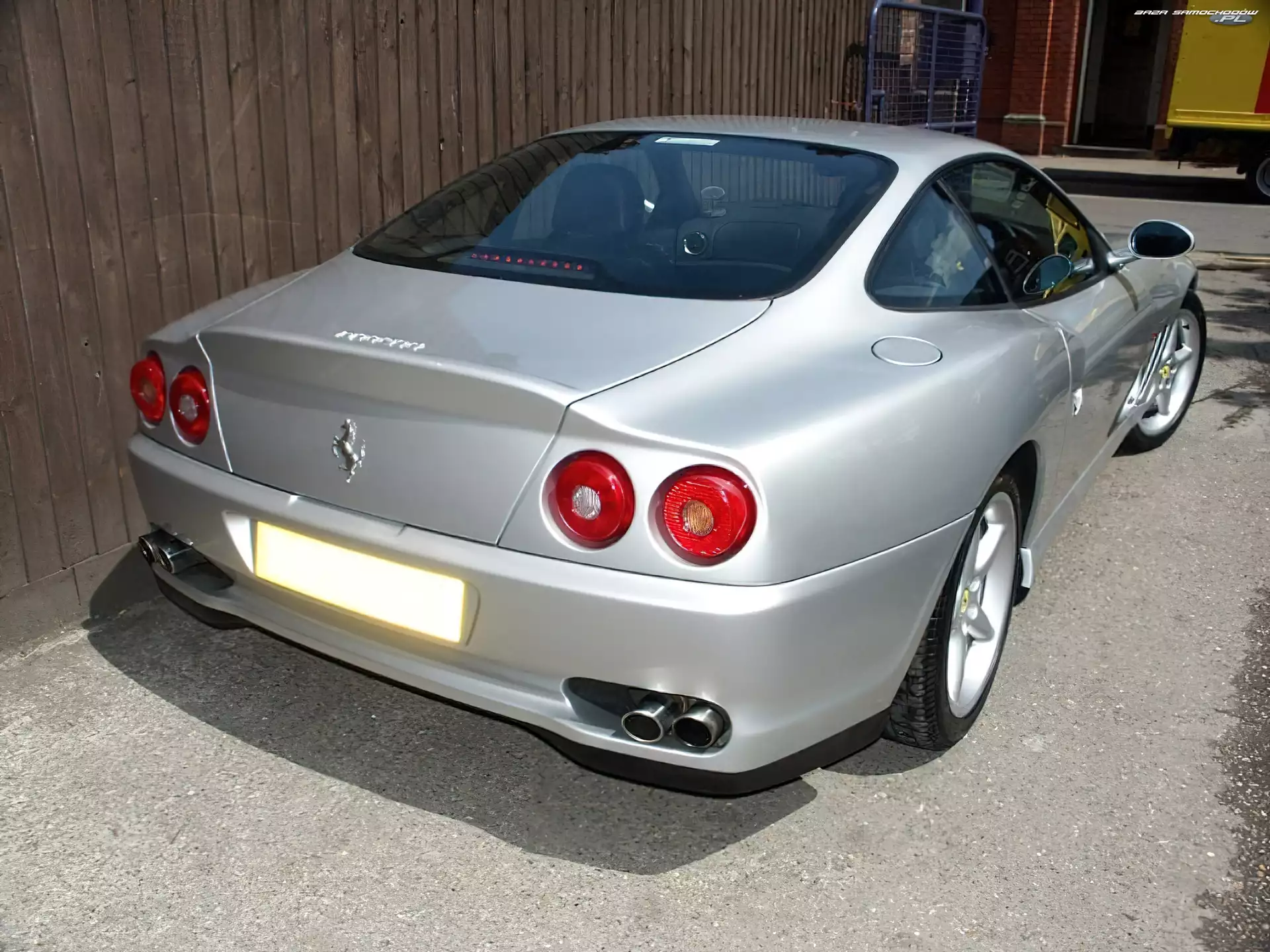 Ferrari 550, Lampy, Srebrne, Okrągłe