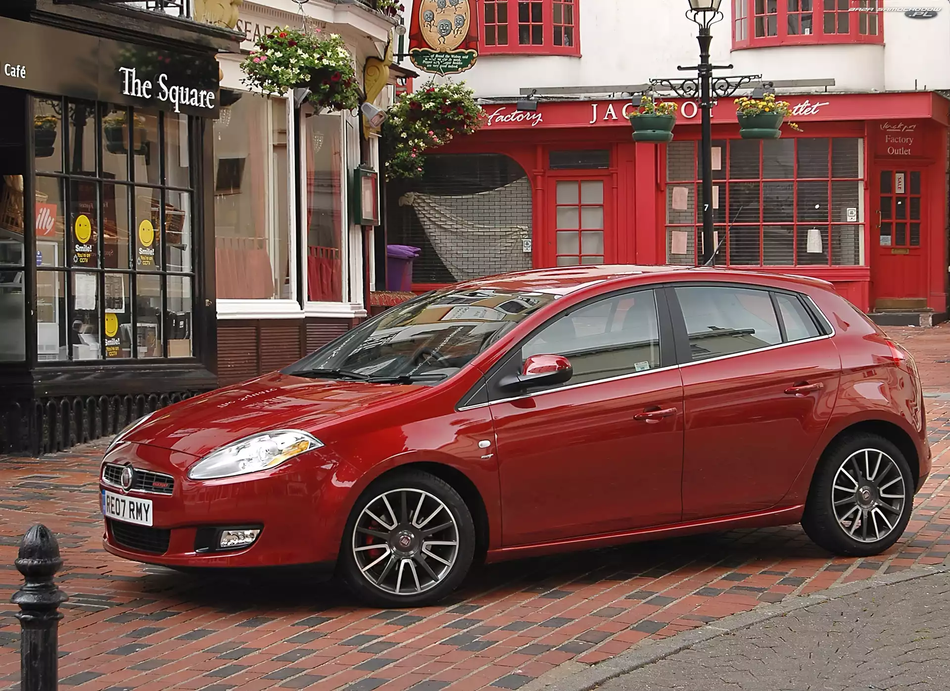 Fiat Bravo, Czerwony