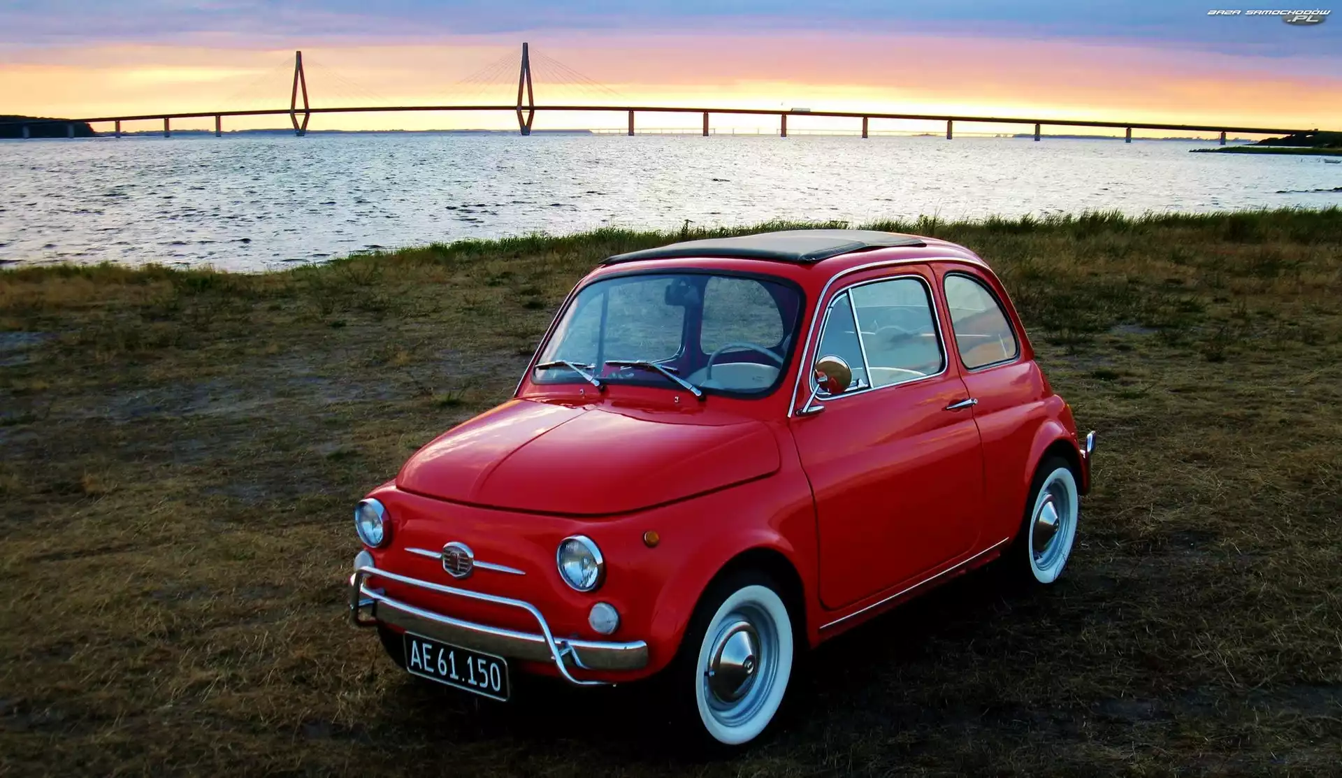 Fiat 500, Most, Czerwony, Rzeka