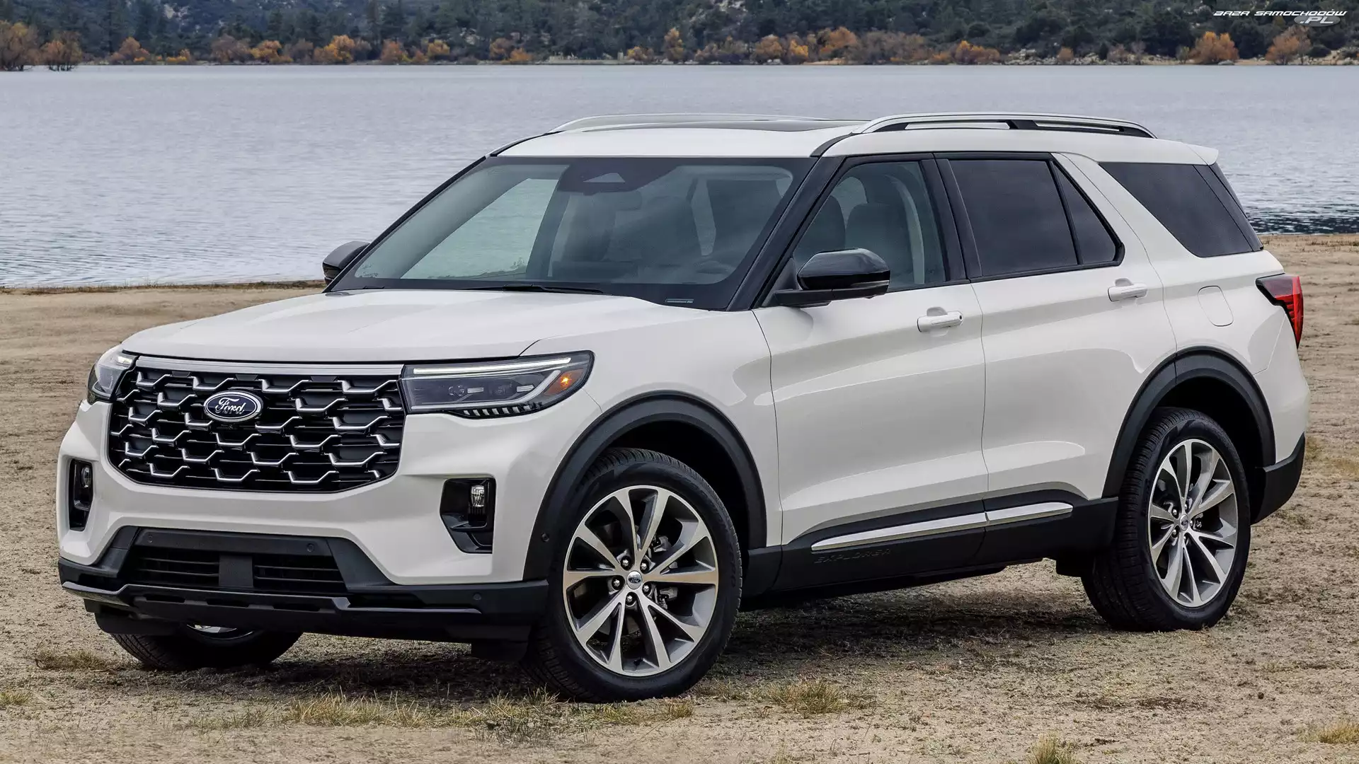 Ford Explorer, Biały